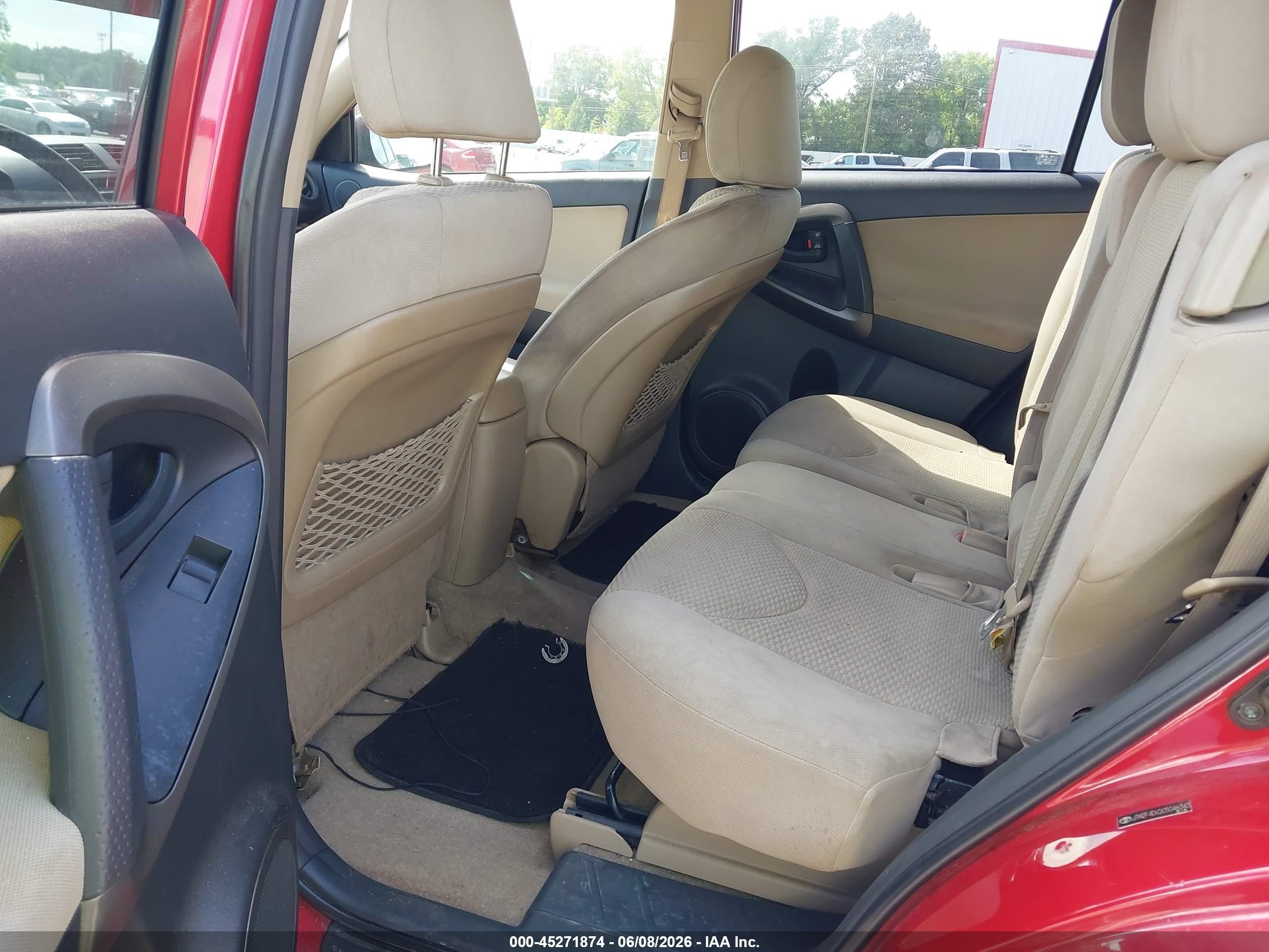 2012 Toyota Rav4   Red vin: JTMZF4DV2C5046343