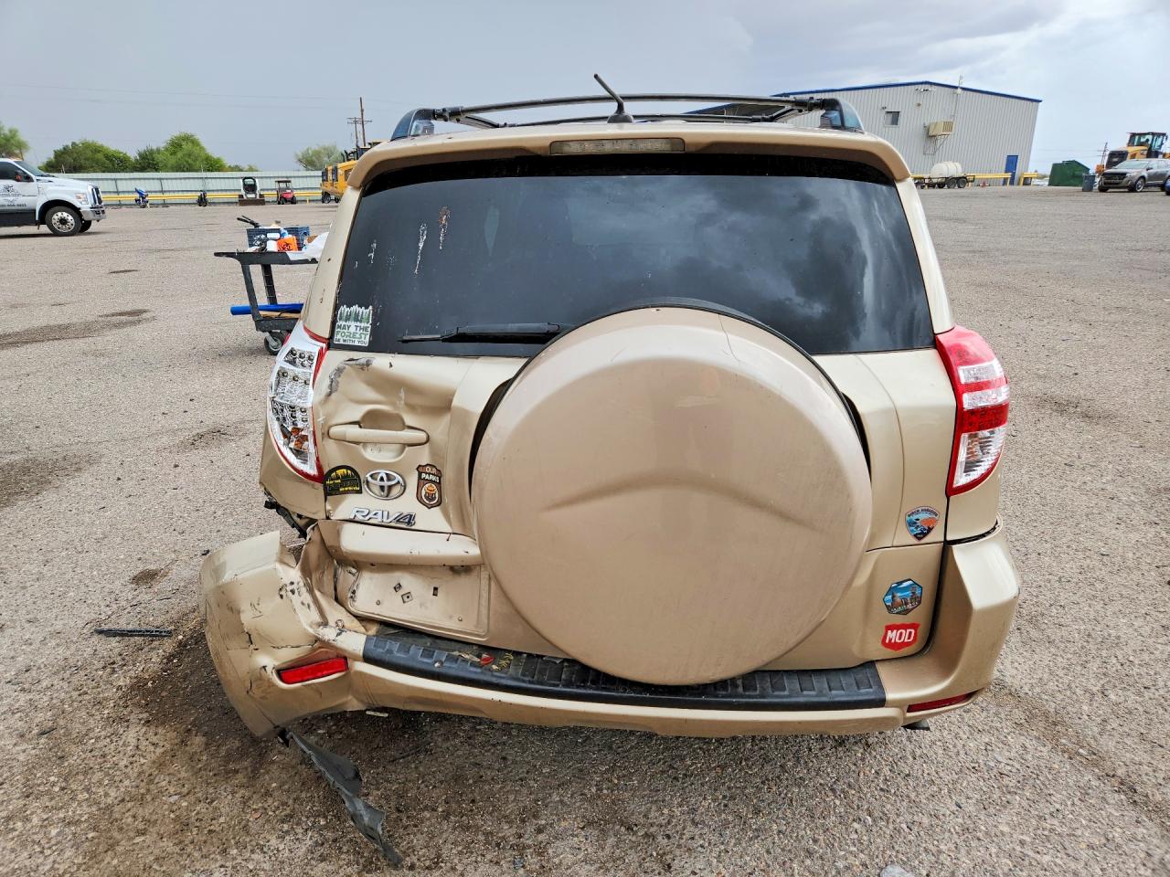 2012 Toyota Rav4 Base Желто-коричневый vin: JTMZF4DV2C5046827