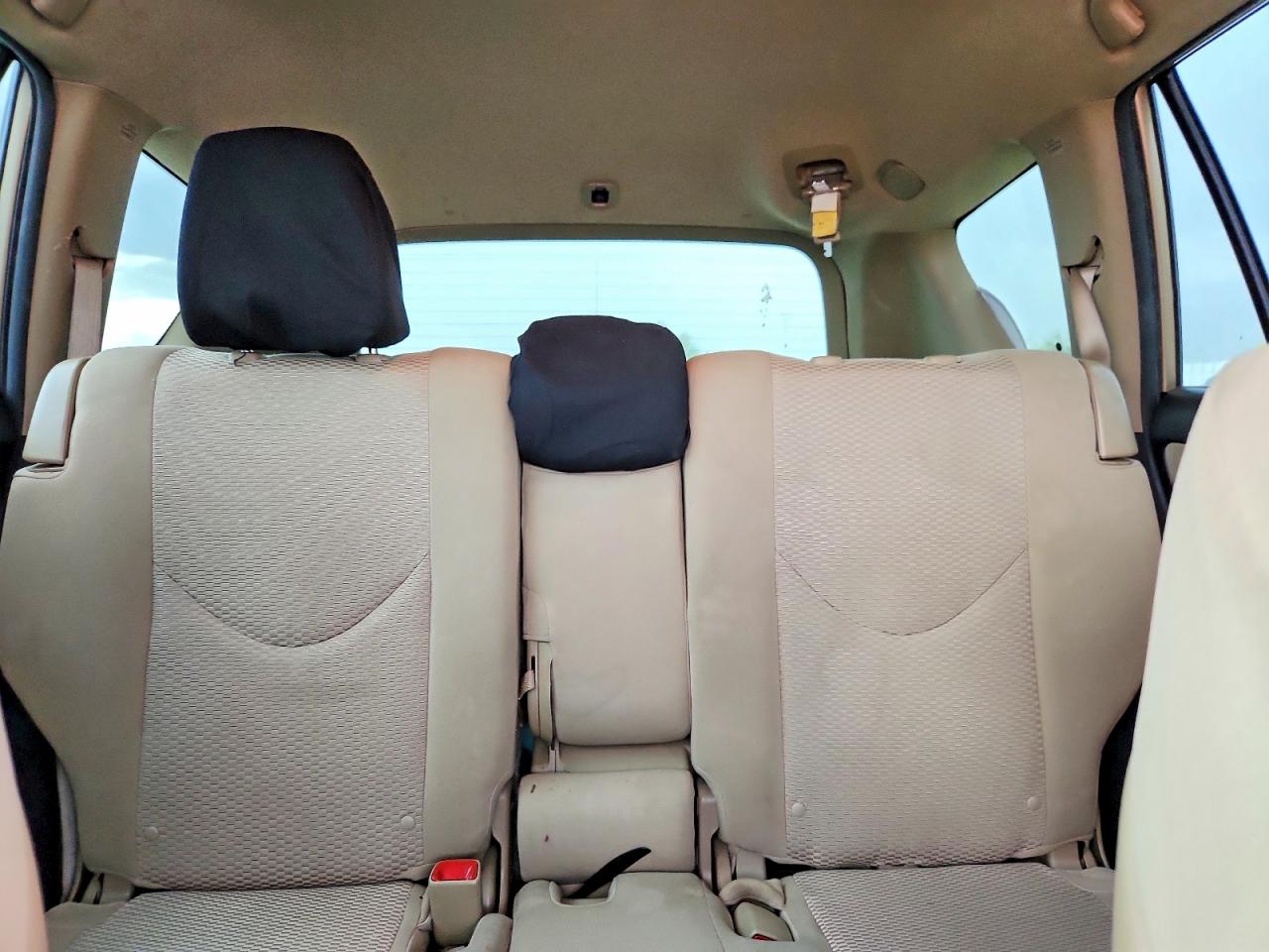 2012 Toyota Rav4 Base Желто-коричневый vin: JTMZF4DV2C5046827