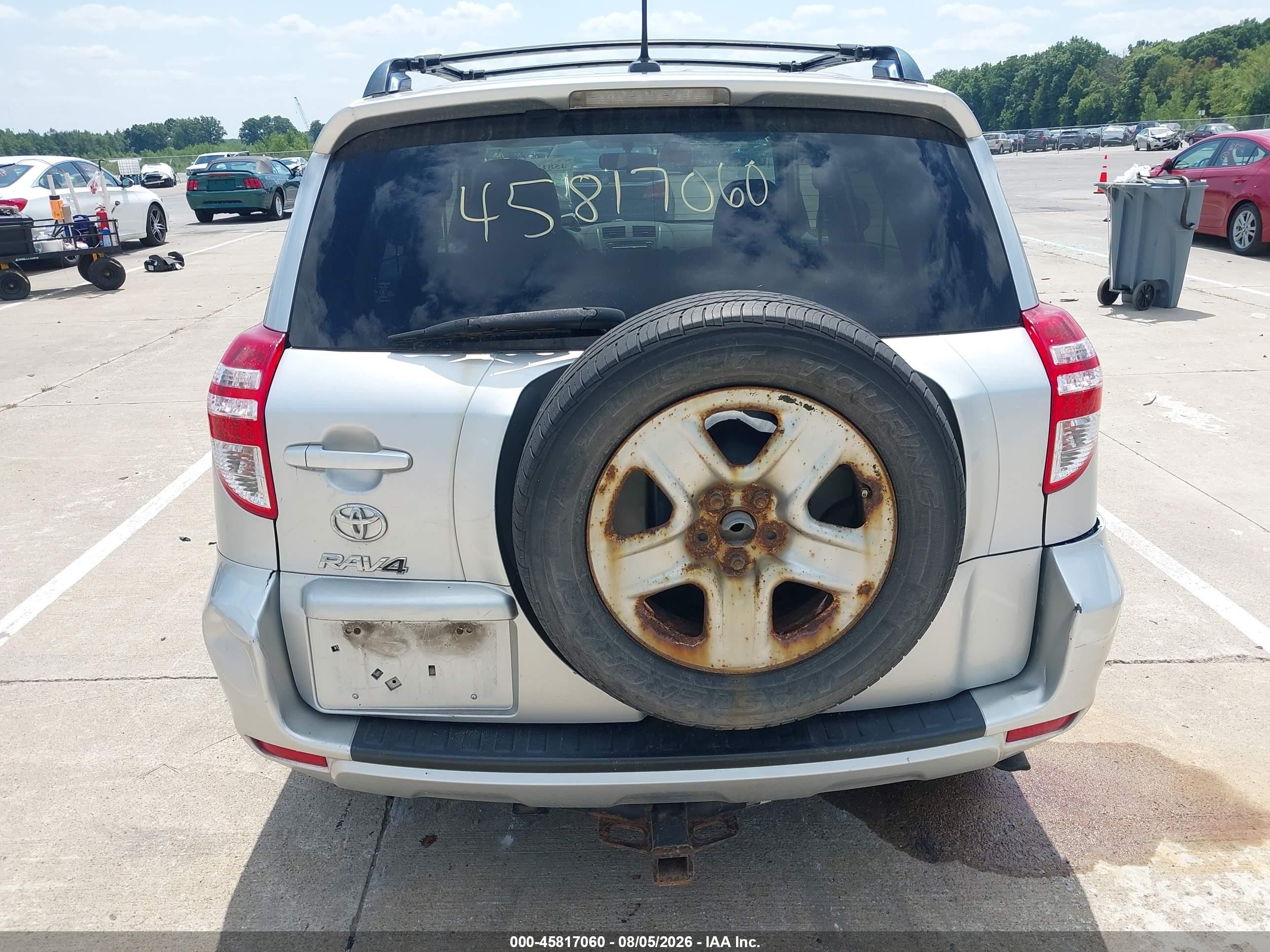 2012 Toyota Rav4   Silver vin: JTMZF4DV2CD031914