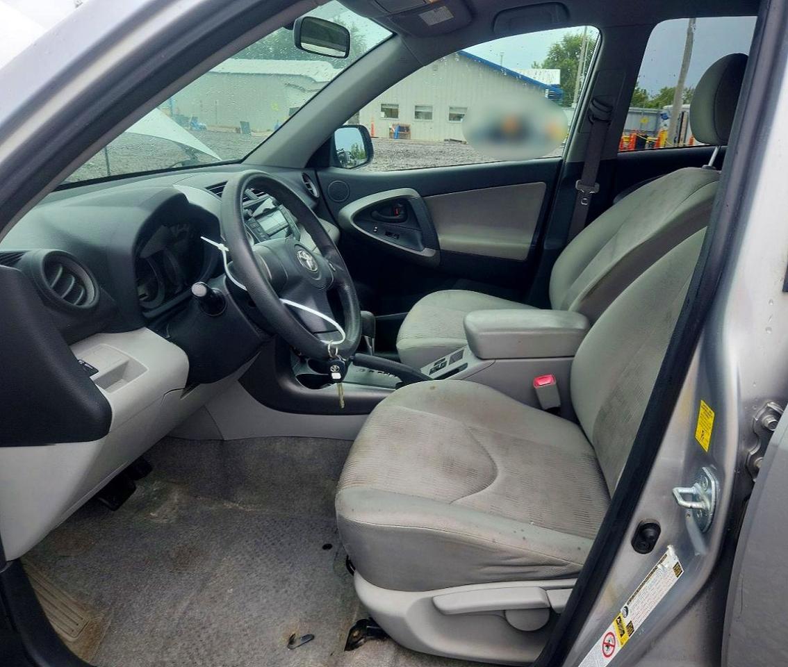 2010 Toyota Rav4 Base Silver vin: JTMZF4DV3AD024967