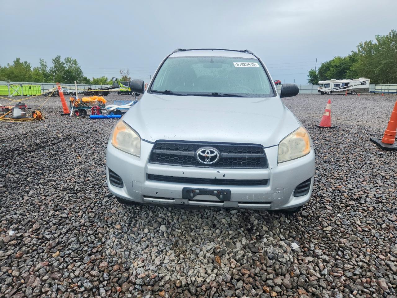 2010 Toyota Rav4 Base Silver vin: JTMZF4DV3AD024967
