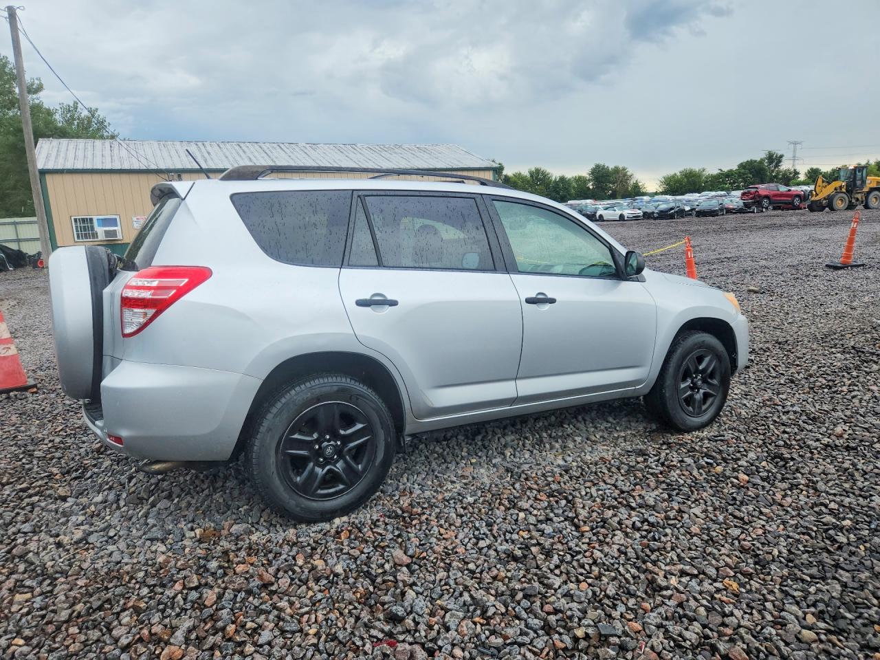 2010 Toyota Rav4 Base Silver vin: JTMZF4DV3AD024967