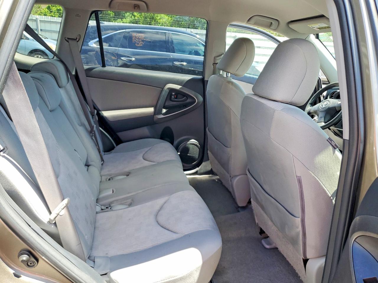 2011 Toyota Rav4 Base Gold vin: JTMZF4DV3BD030768