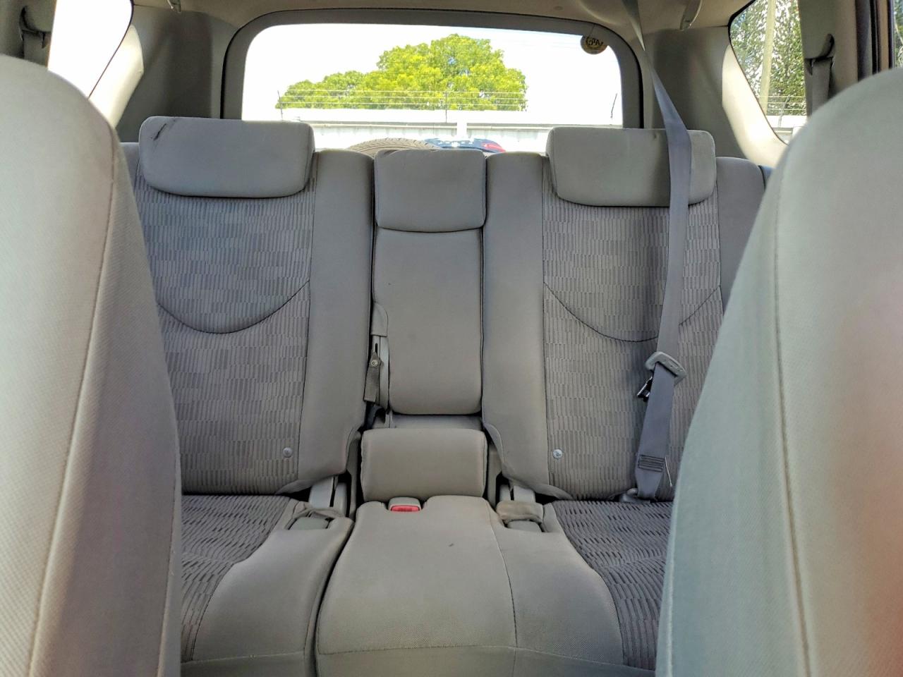 2011 Toyota Rav4 Base Gold vin: JTMZF4DV3BD030768