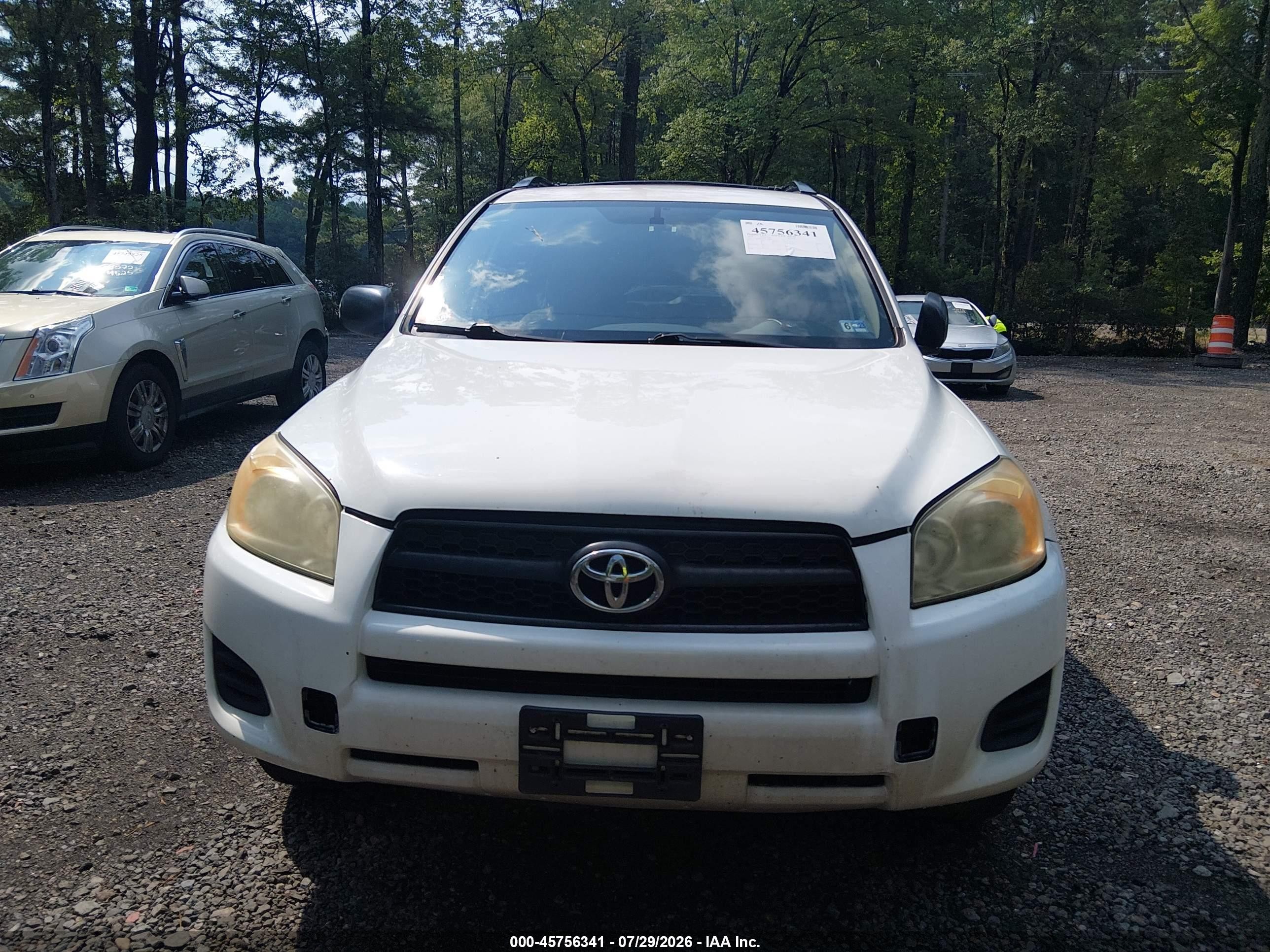 2010 Toyota Rav4   White vin: JTMZF4DV4A5019948