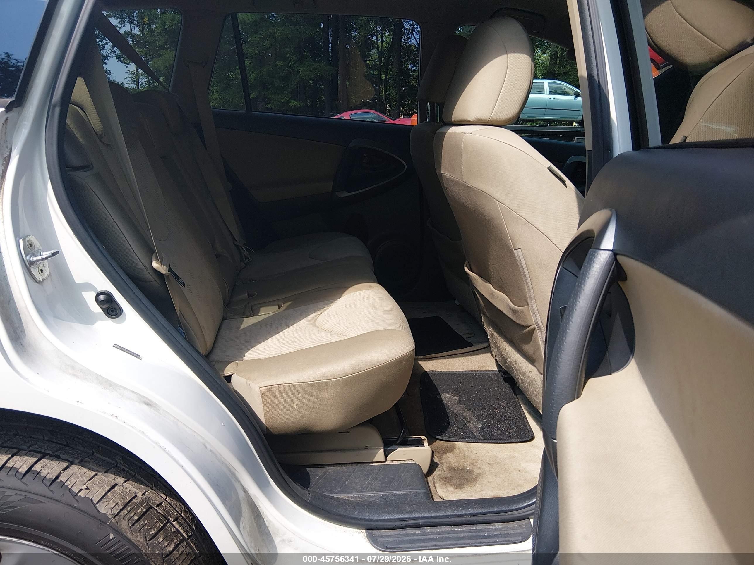 2010 Toyota Rav4   White vin: JTMZF4DV4A5019948