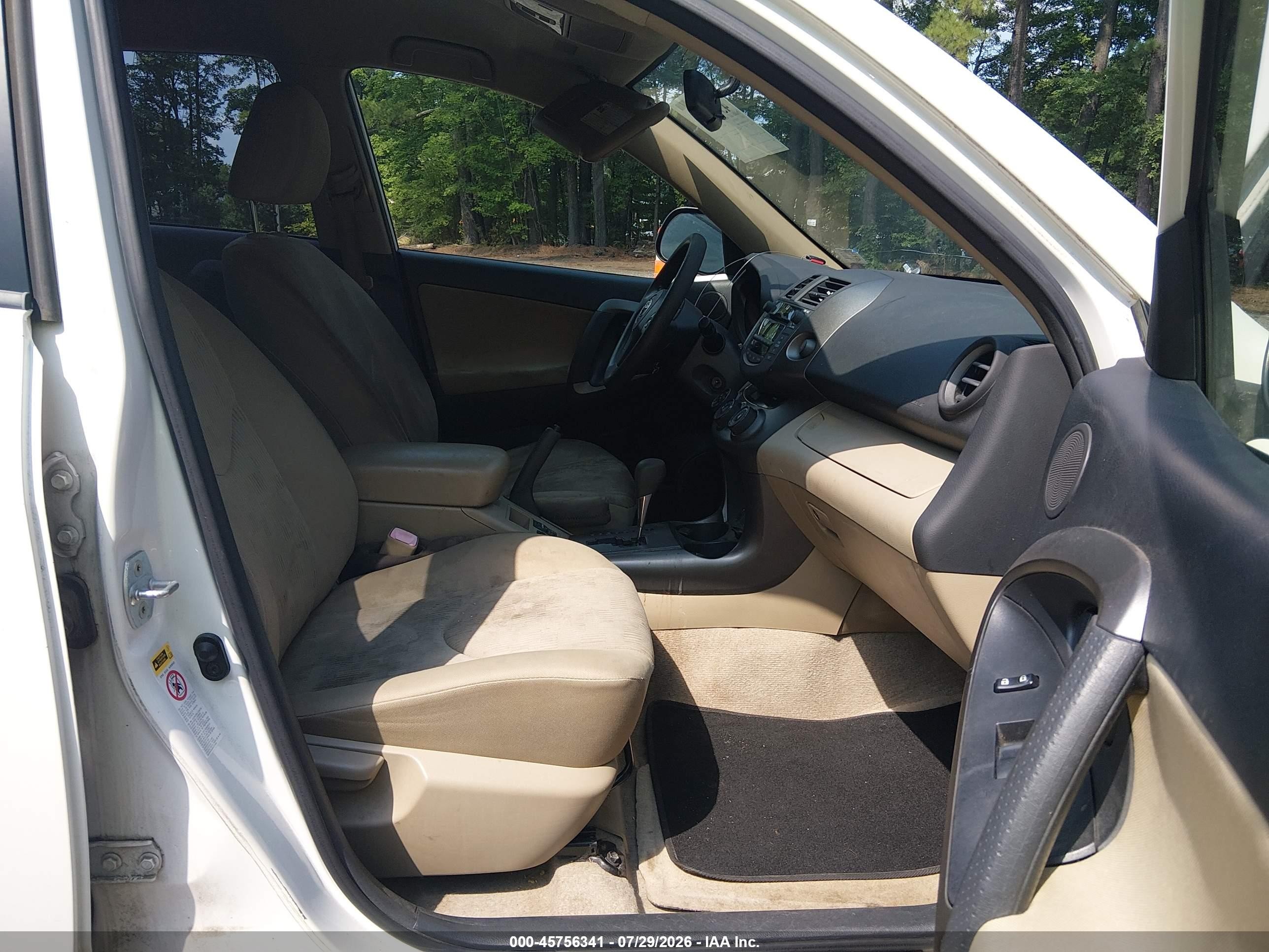 2010 Toyota Rav4   White vin: JTMZF4DV4A5019948