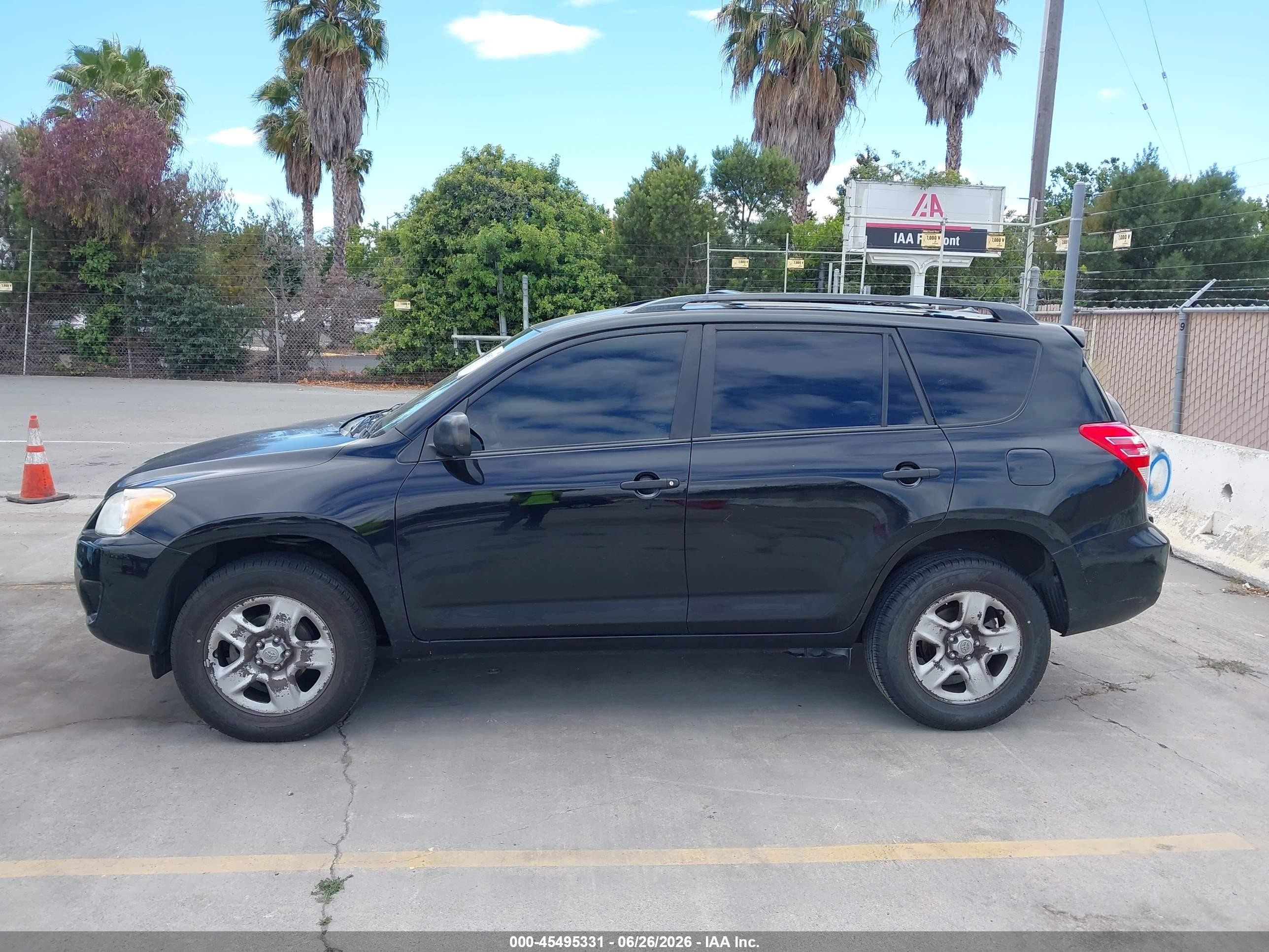 2011 Toyota Rav4   Black vin: JTMZF4DV4B5033737