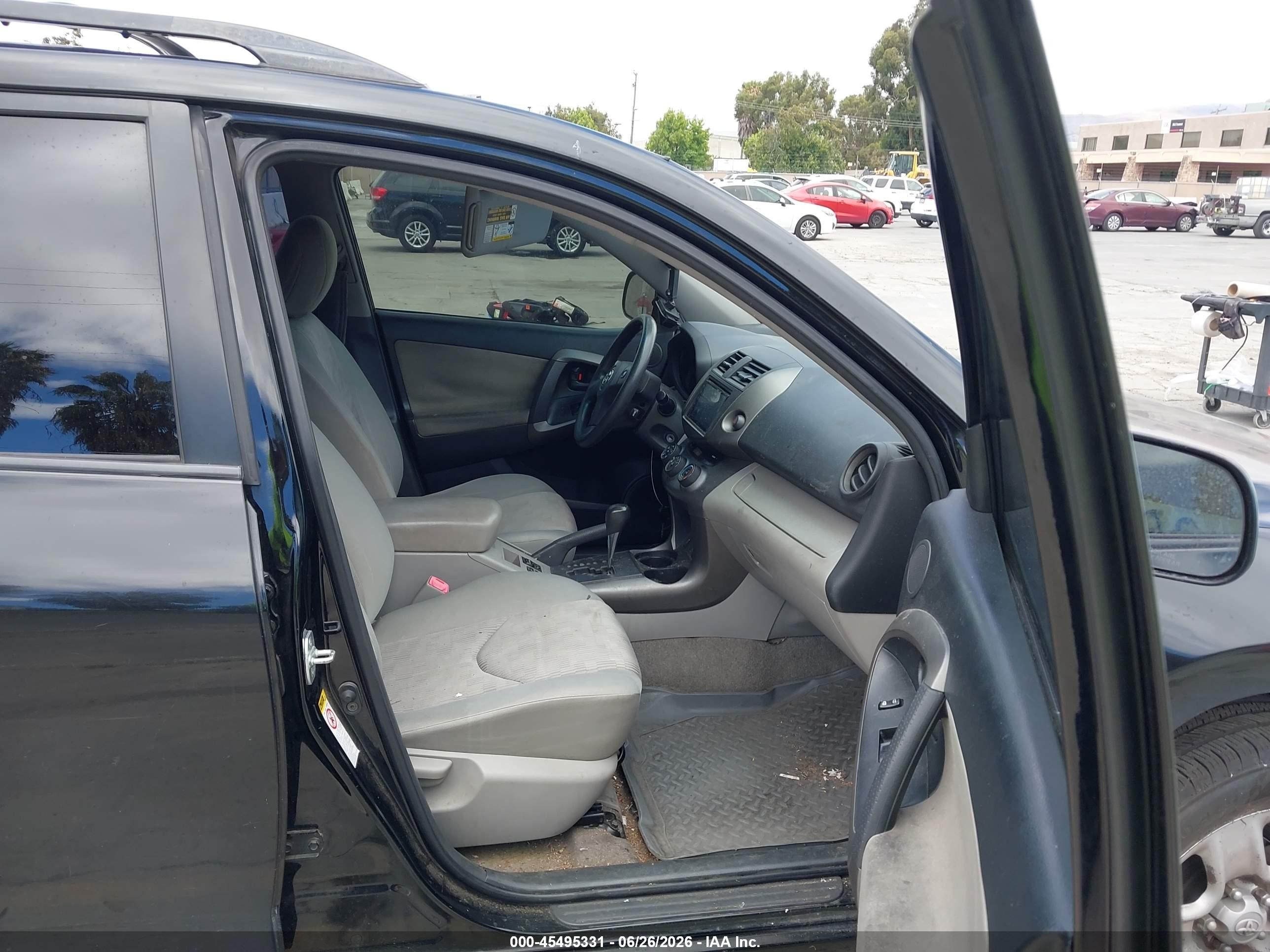 2011 Toyota Rav4   Black vin: JTMZF4DV4B5033737