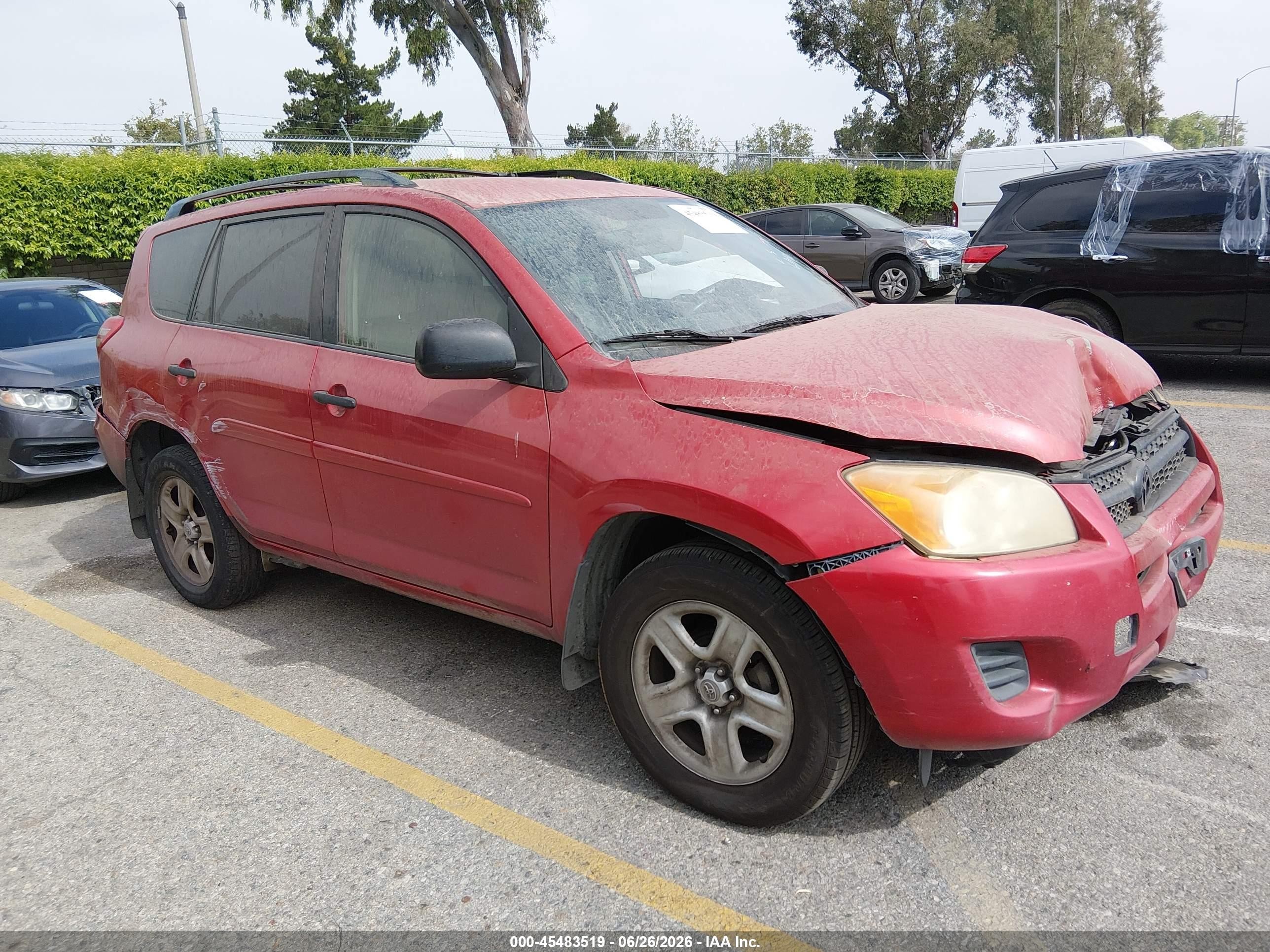 2012 Toyota Rav4   Red vin: JTMZF4DV4CD032157