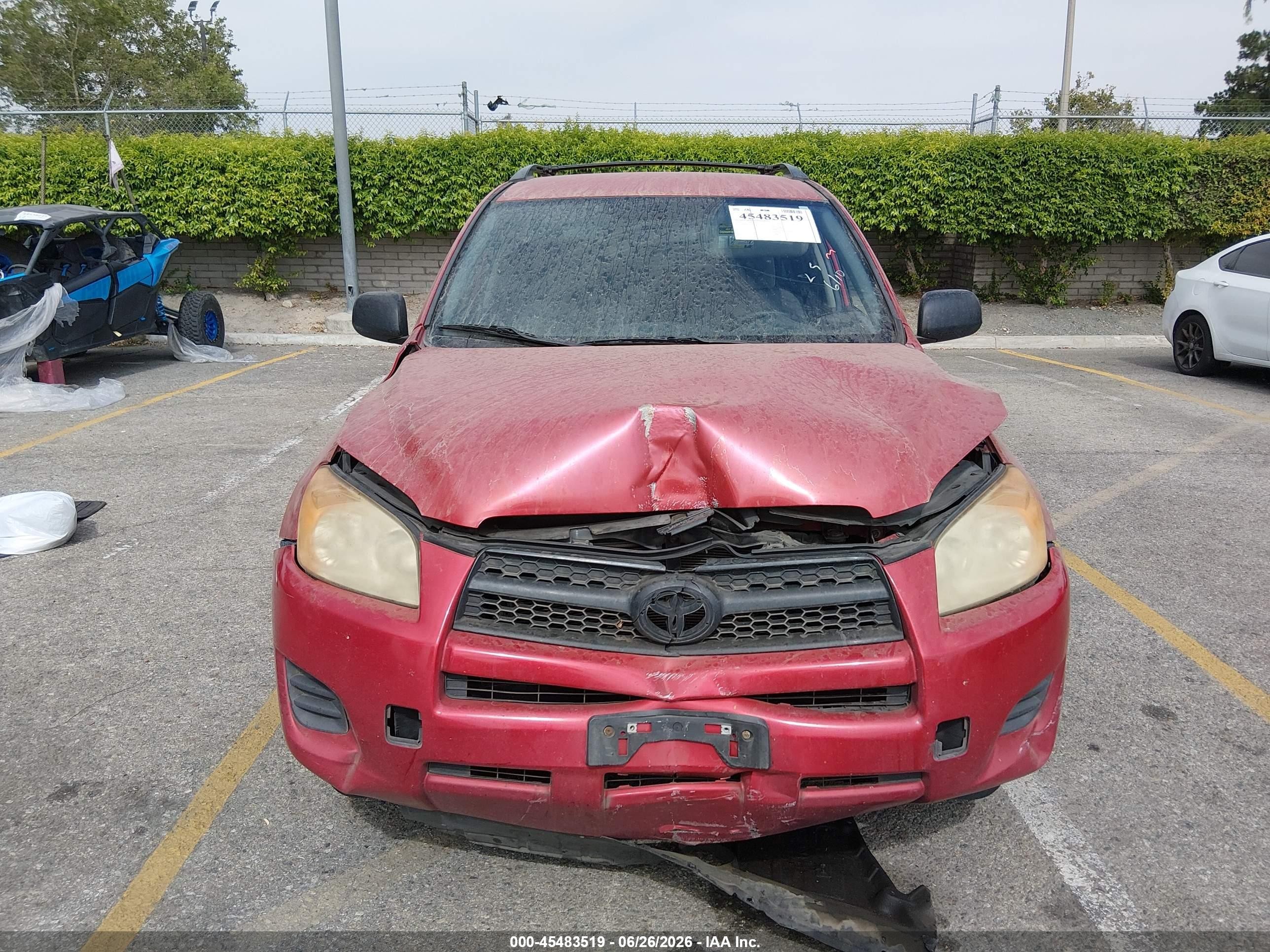 2012 Toyota Rav4   Red vin: JTMZF4DV4CD032157