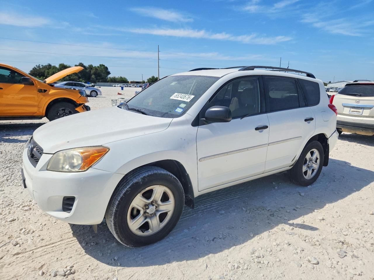 2010 Toyota Rav4 Base White vin: JTMZF4DV5AD026185