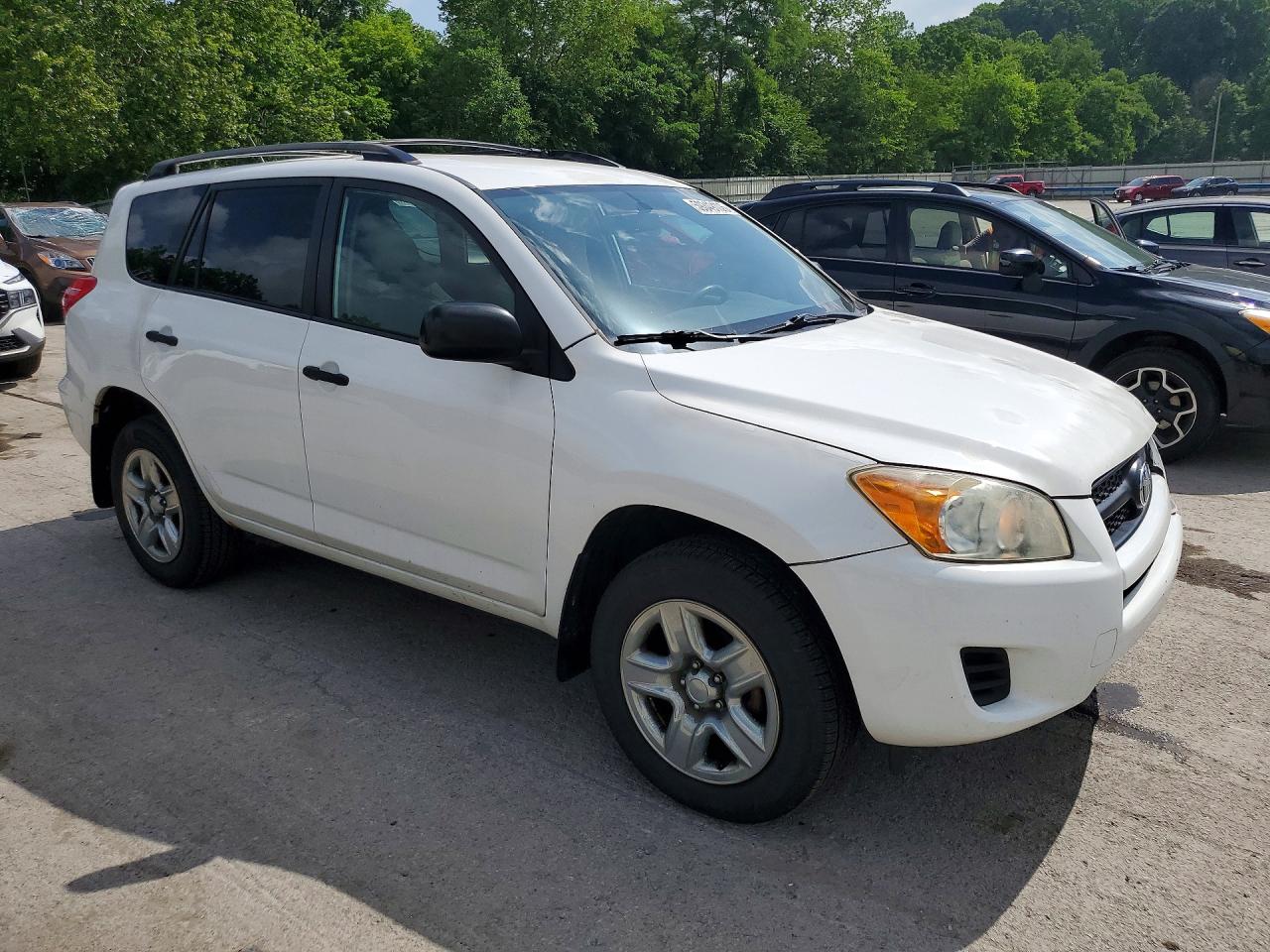 2010 Toyota Rav4 Base White vin: JTMZF4DV6A5019711