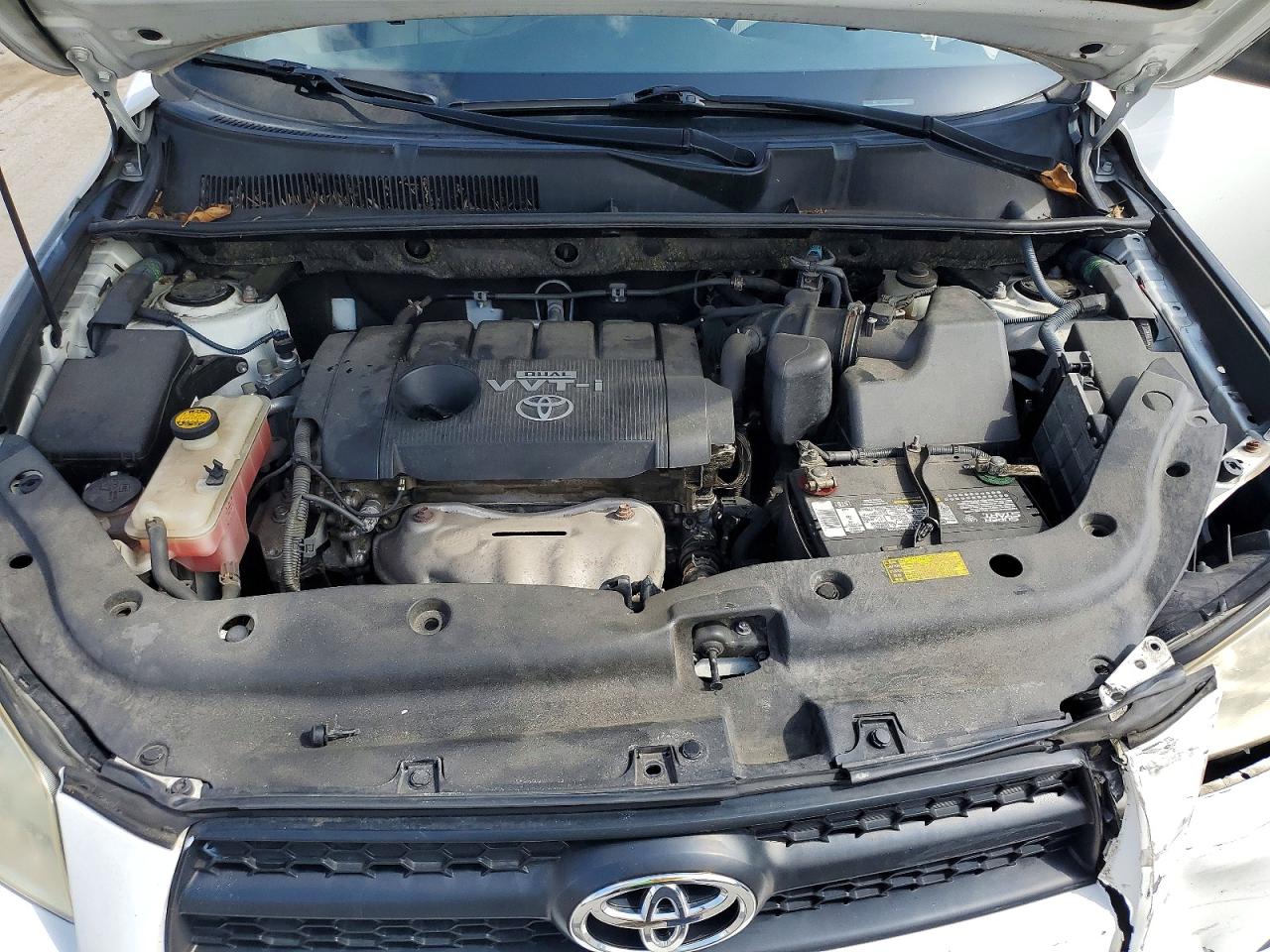 2010 Toyota Rav4 Base White vin: JTMZF4DV6A5019711