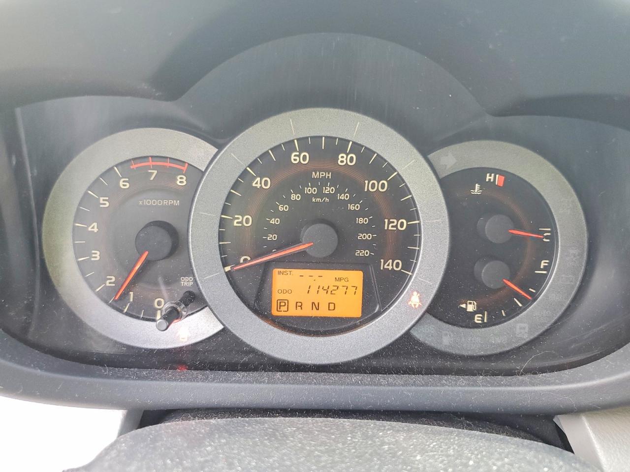 2010 Toyota Rav4 Base White vin: JTMZF4DV6A5019711