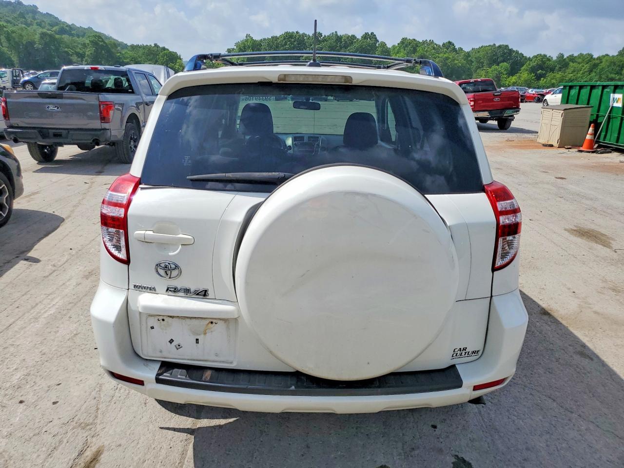 2010 Toyota Rav4 Base White vin: JTMZF4DV6A5019711
