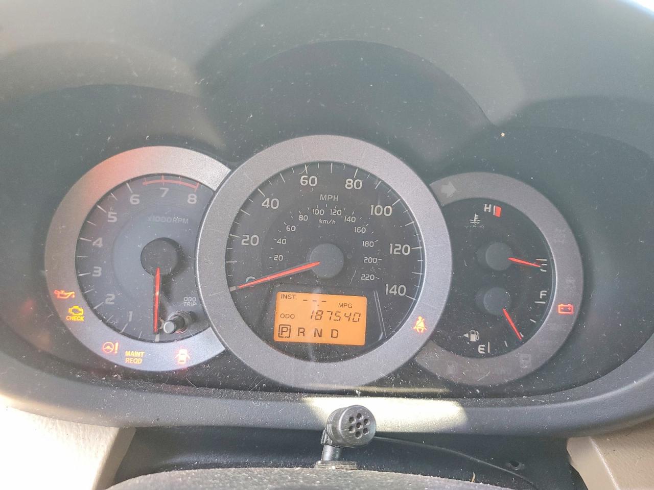 2010 Toyota Rav4 Base White vin: JTMZF4DV6A5028652