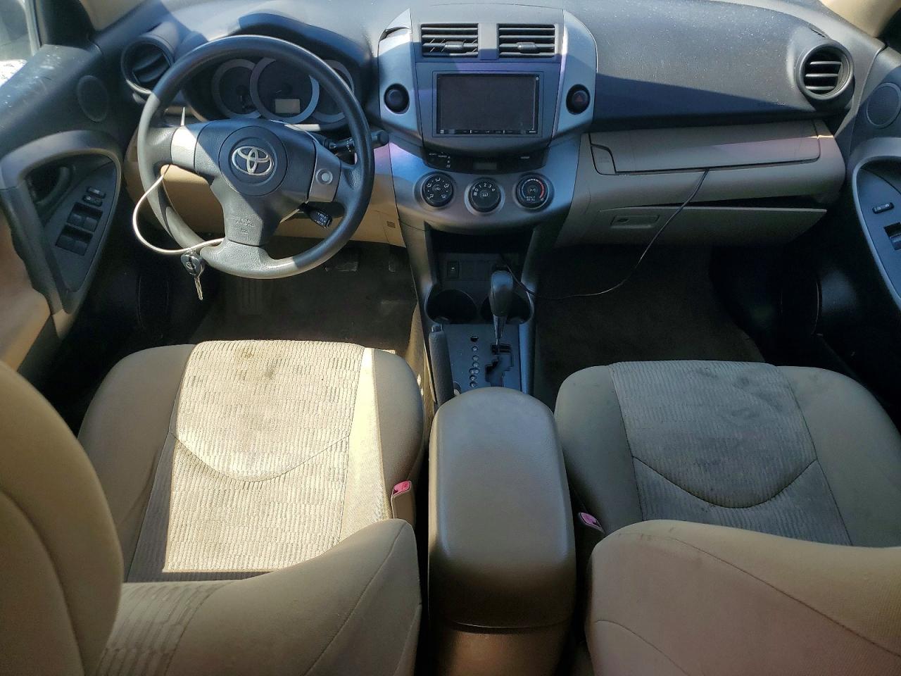 2010 Toyota Rav4 Base White vin: JTMZF4DV6A5028652