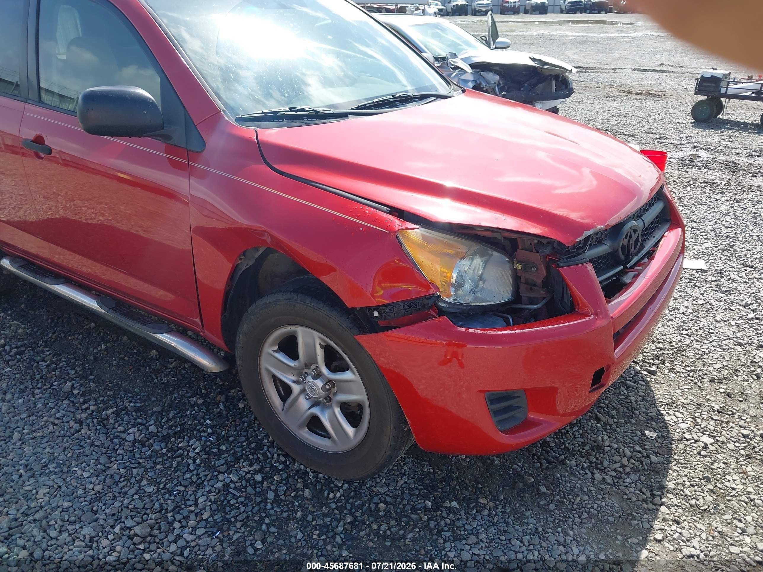 2010 Toyota Rav4   Red vin: JTMZF4DV6AD018869