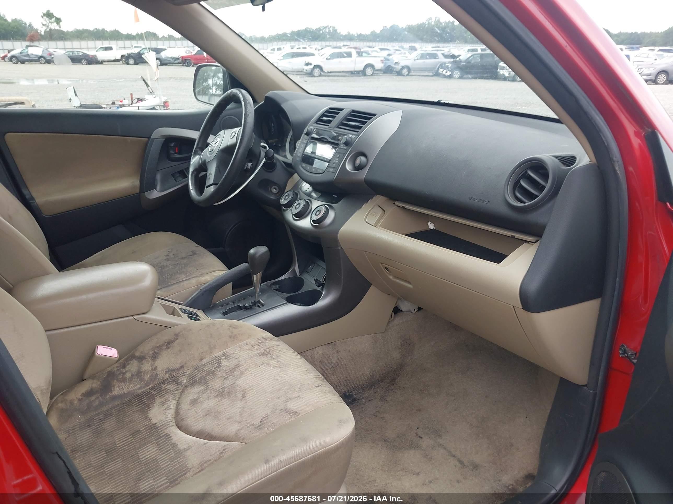 2010 Toyota Rav4   Red vin: JTMZF4DV6AD018869