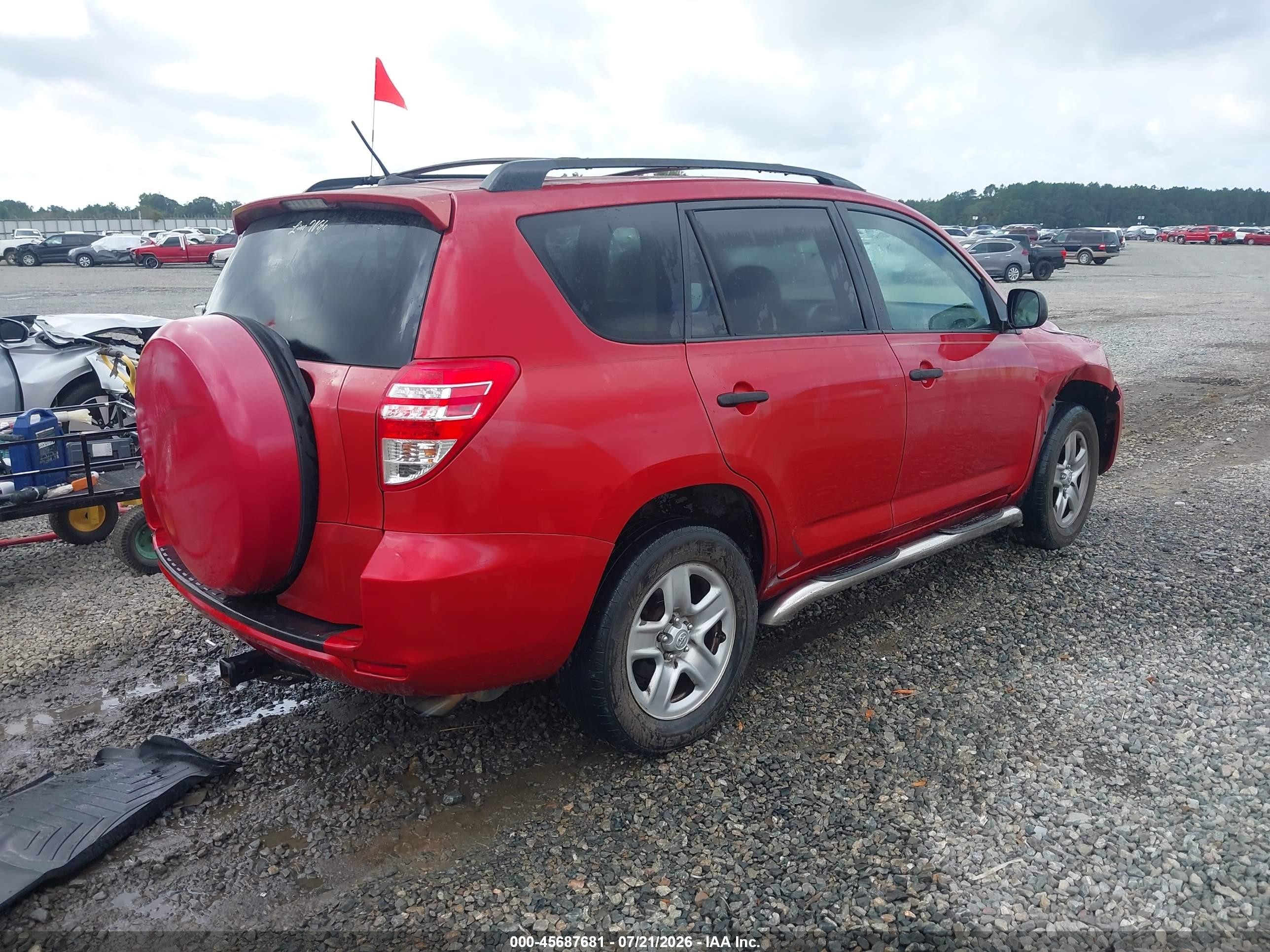2010 Toyota Rav4   Red vin: JTMZF4DV6AD018869