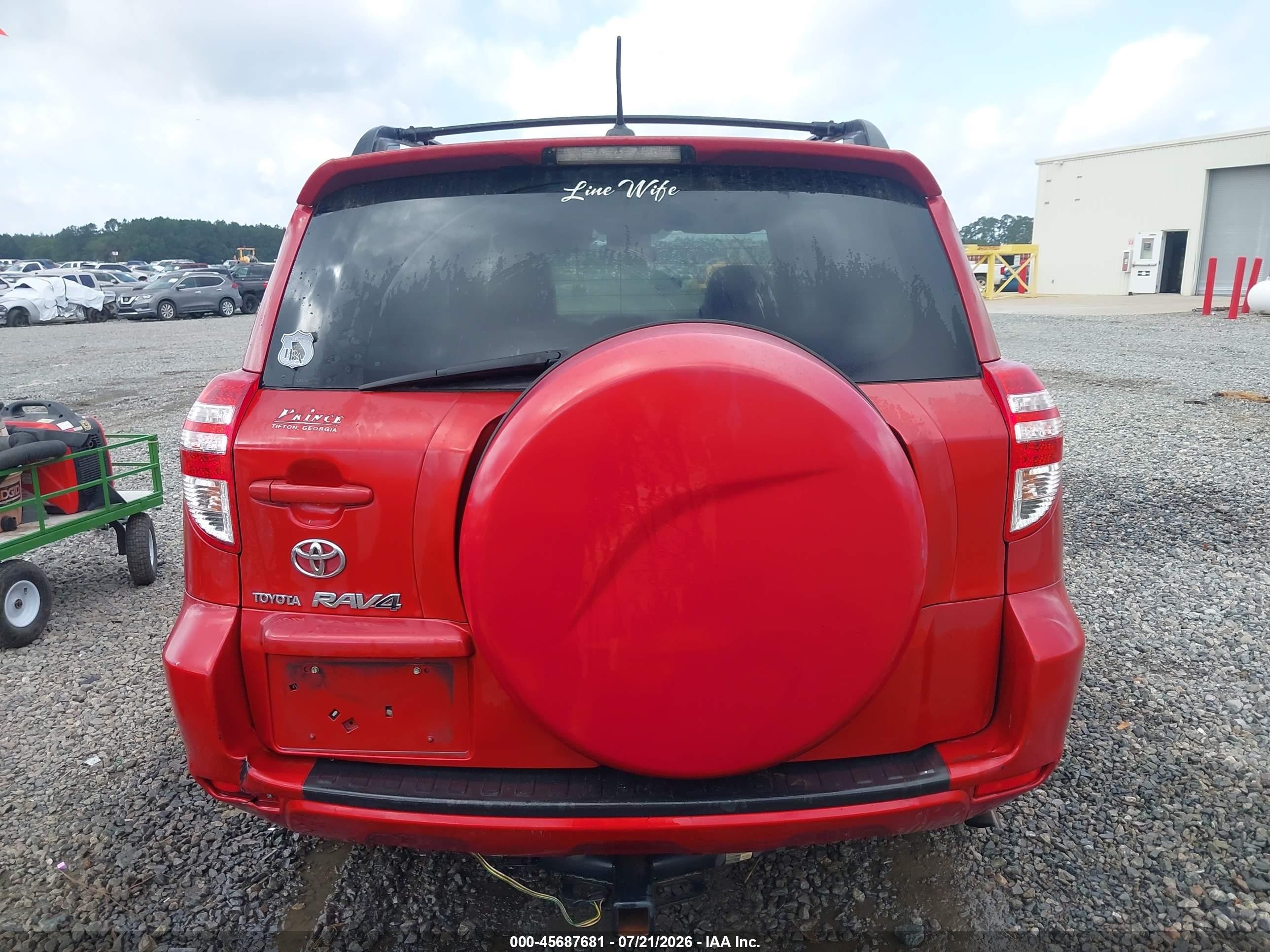 2010 Toyota Rav4   Red vin: JTMZF4DV6AD018869