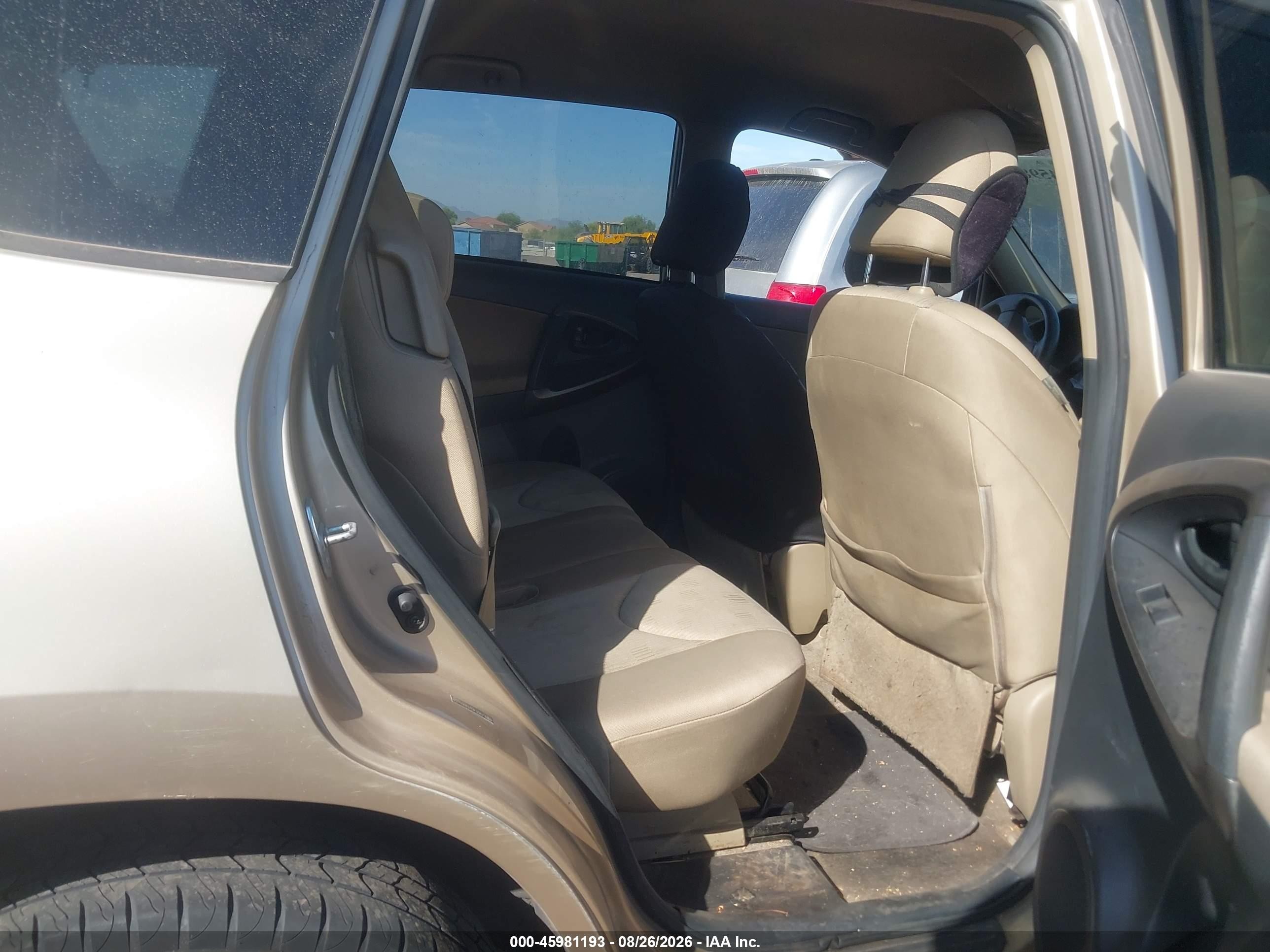 2010 Toyota Rav4   Tan vin: JTMZF4DV7AD016340