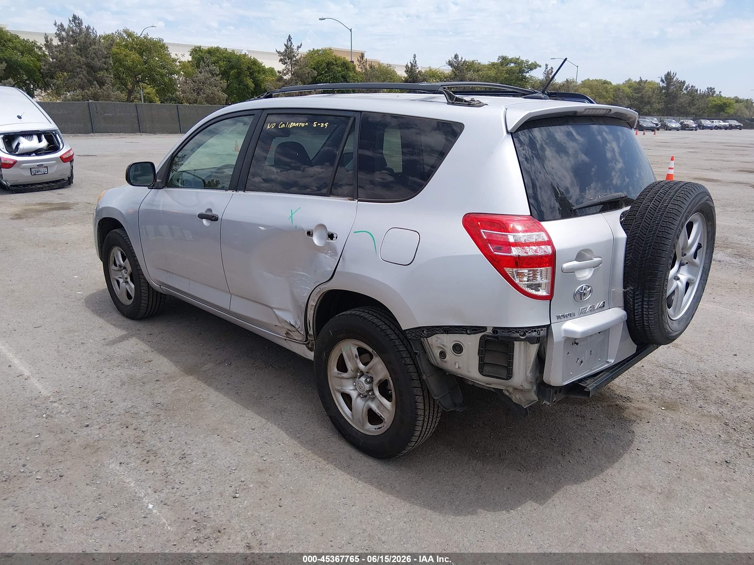 2010 Toyota Rav4 Silver vin: JTMZF4DV7AD019965