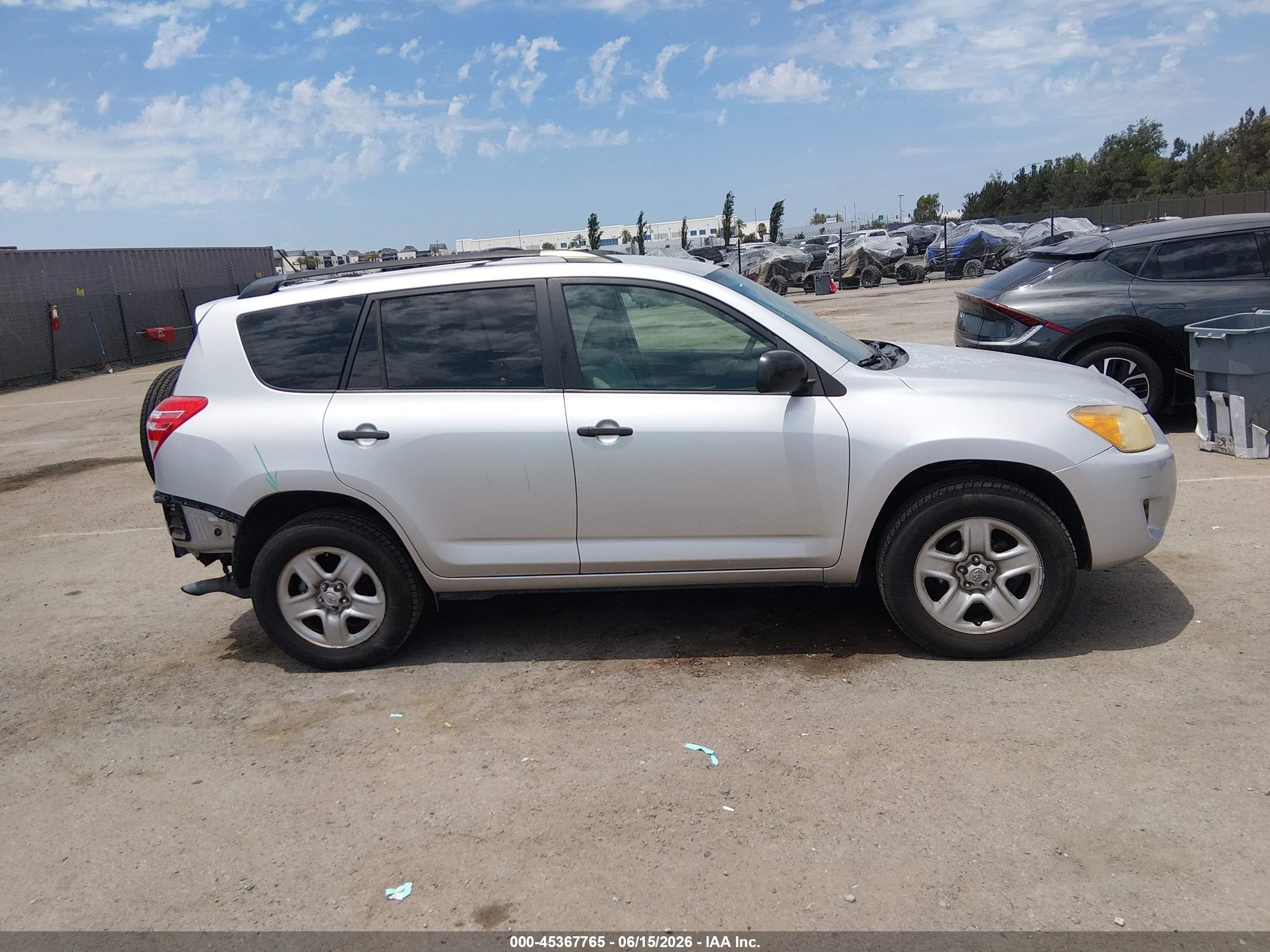 2010 Toyota Rav4 Silver vin: JTMZF4DV7AD019965