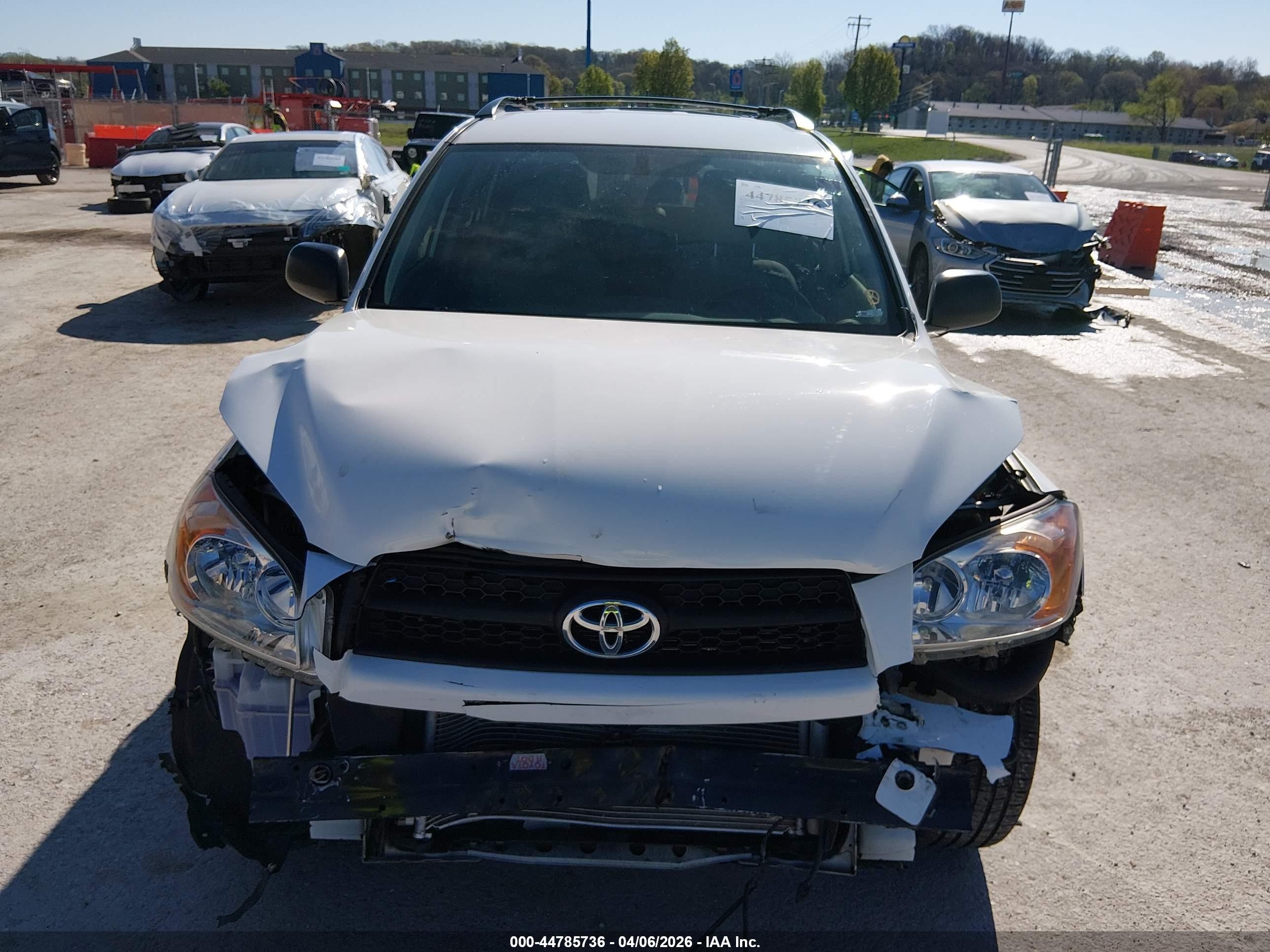 2012 Toyota Rav4   White vin: JTMZF4DV7C5044779