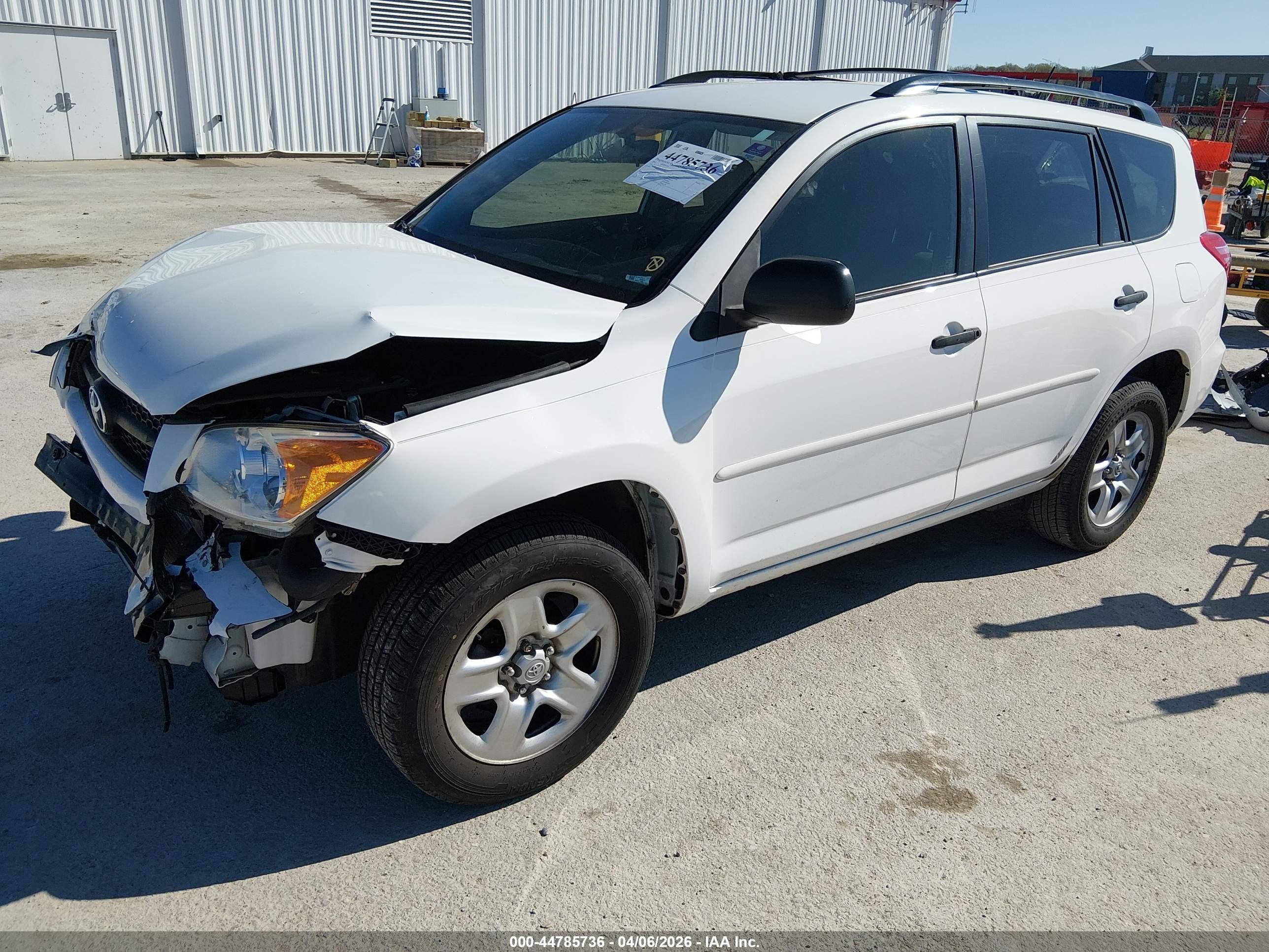 2012 Toyota Rav4   White vin: JTMZF4DV7C5044779