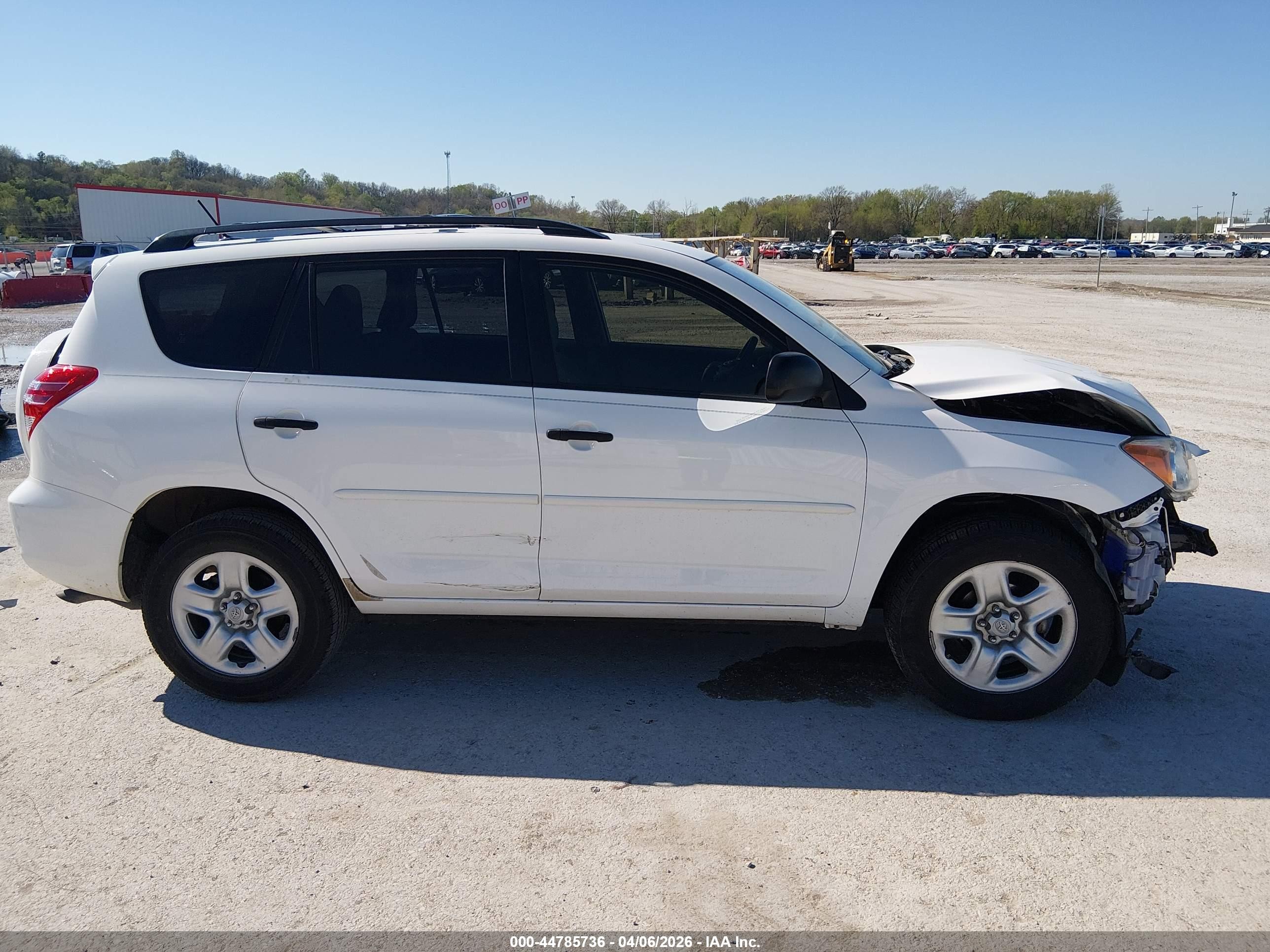 2012 Toyota Rav4   White vin: JTMZF4DV7C5044779