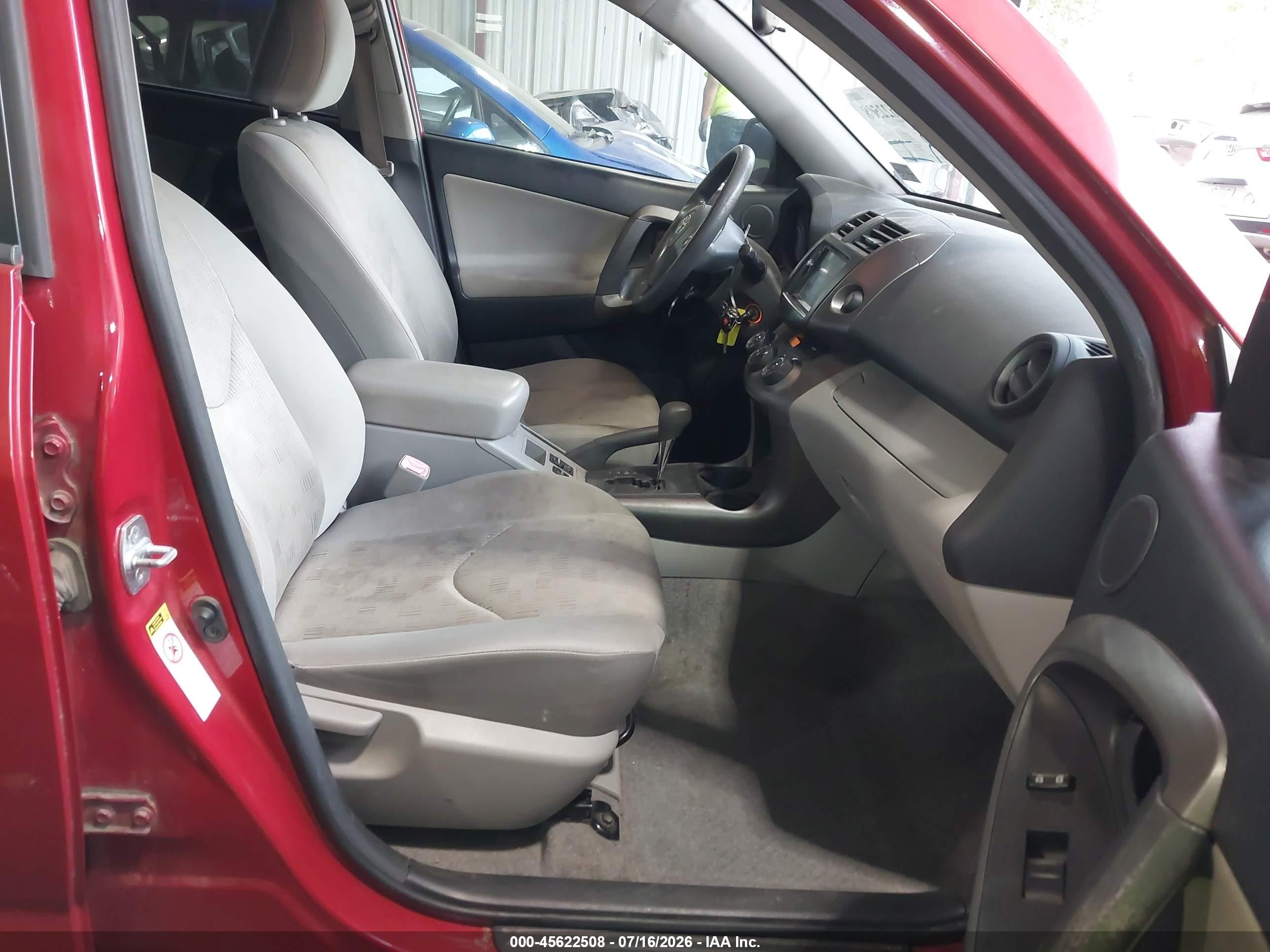 2010 Toyota Rav4   Red vin: JTMZF4DV8A5019774