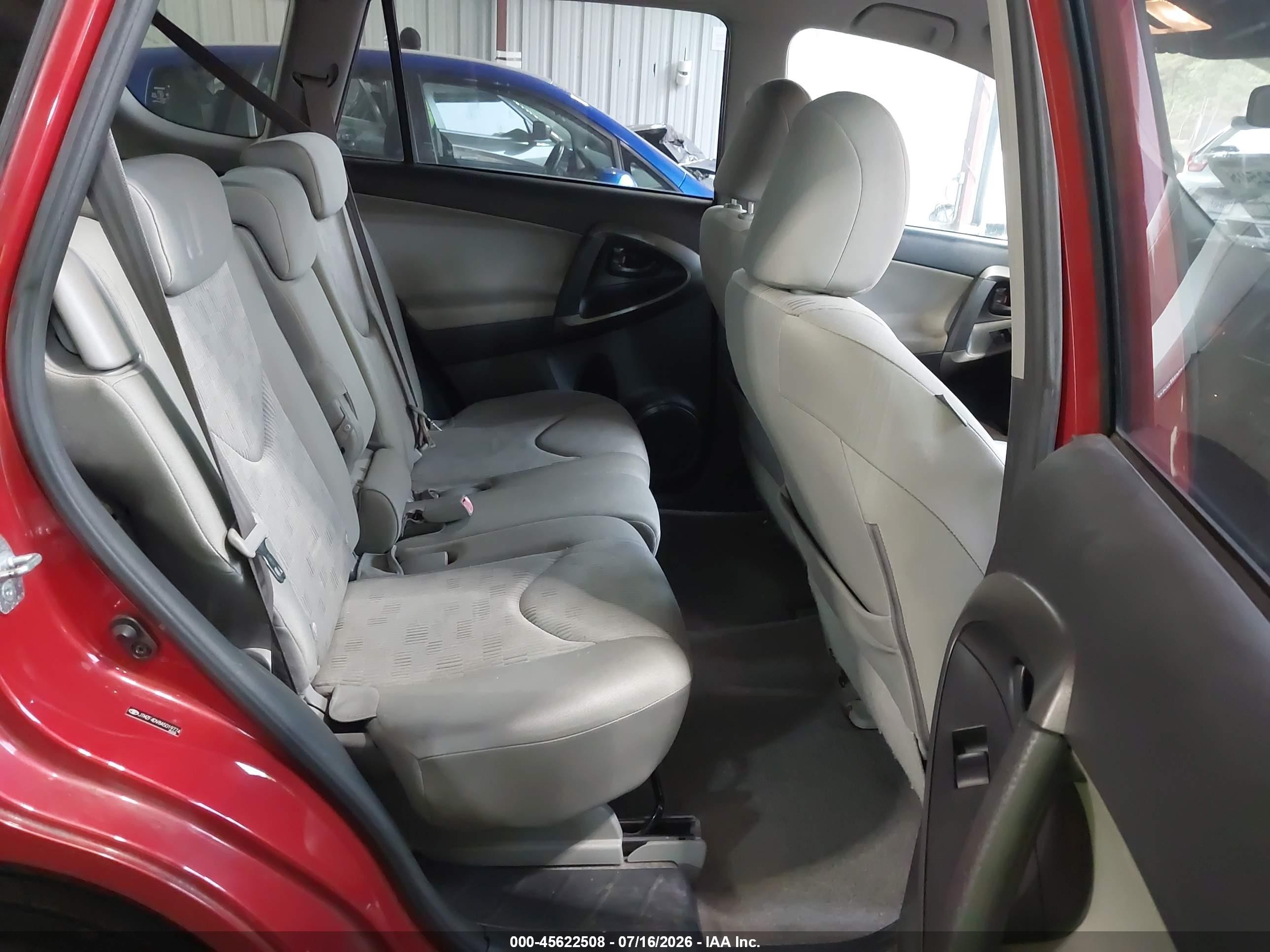 2010 Toyota Rav4   Red vin: JTMZF4DV8A5019774