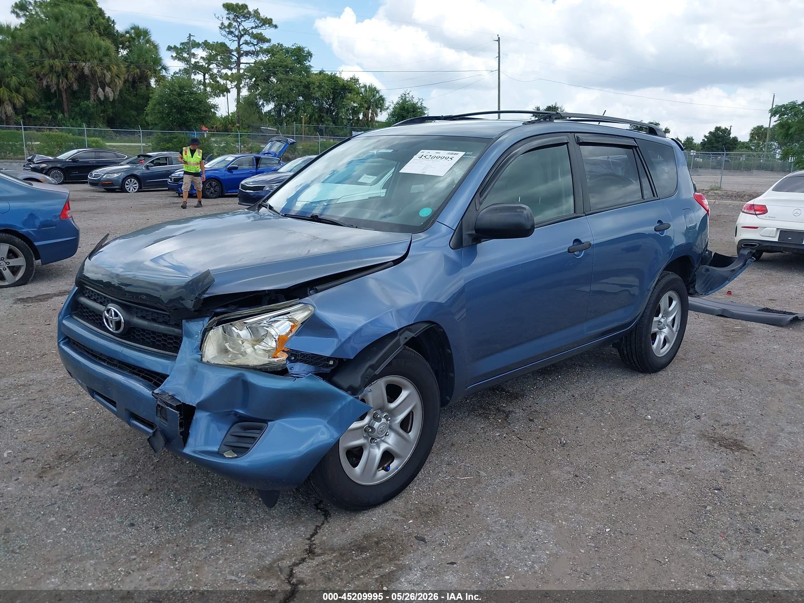 2010 Toyota Rav4   Синий vin: JTMZF4DV8A5020276
