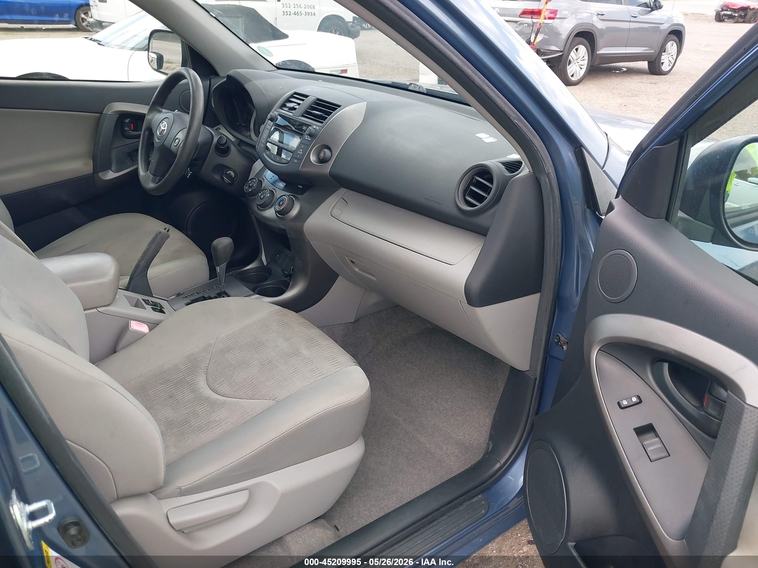 2010 Toyota Rav4   Синий vin: JTMZF4DV8A5020276