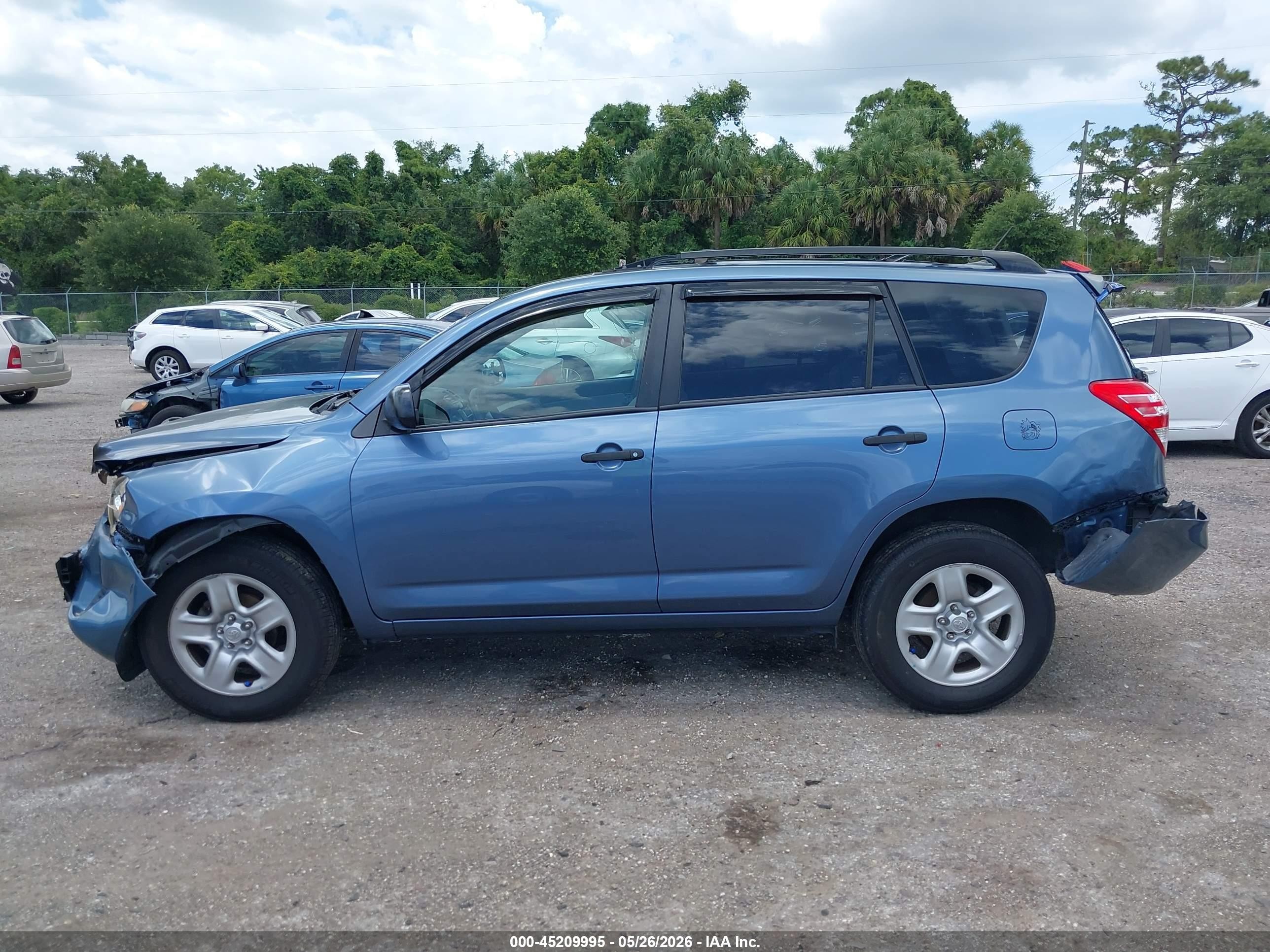 2010 Toyota Rav4   Синий vin: JTMZF4DV8A5020276