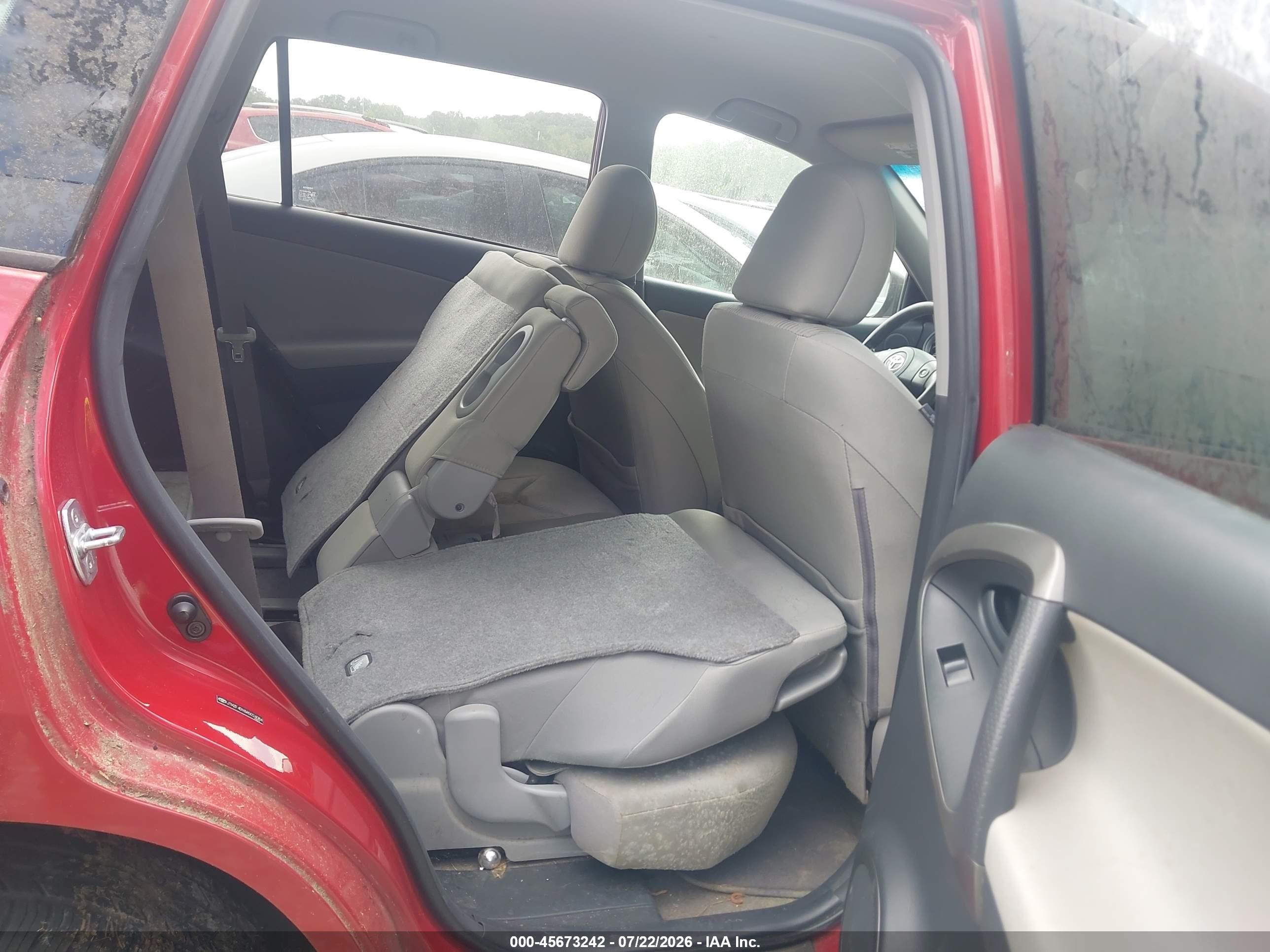 2010 Toyota Rav4   Red vin: JTMZF4DV8A5024084