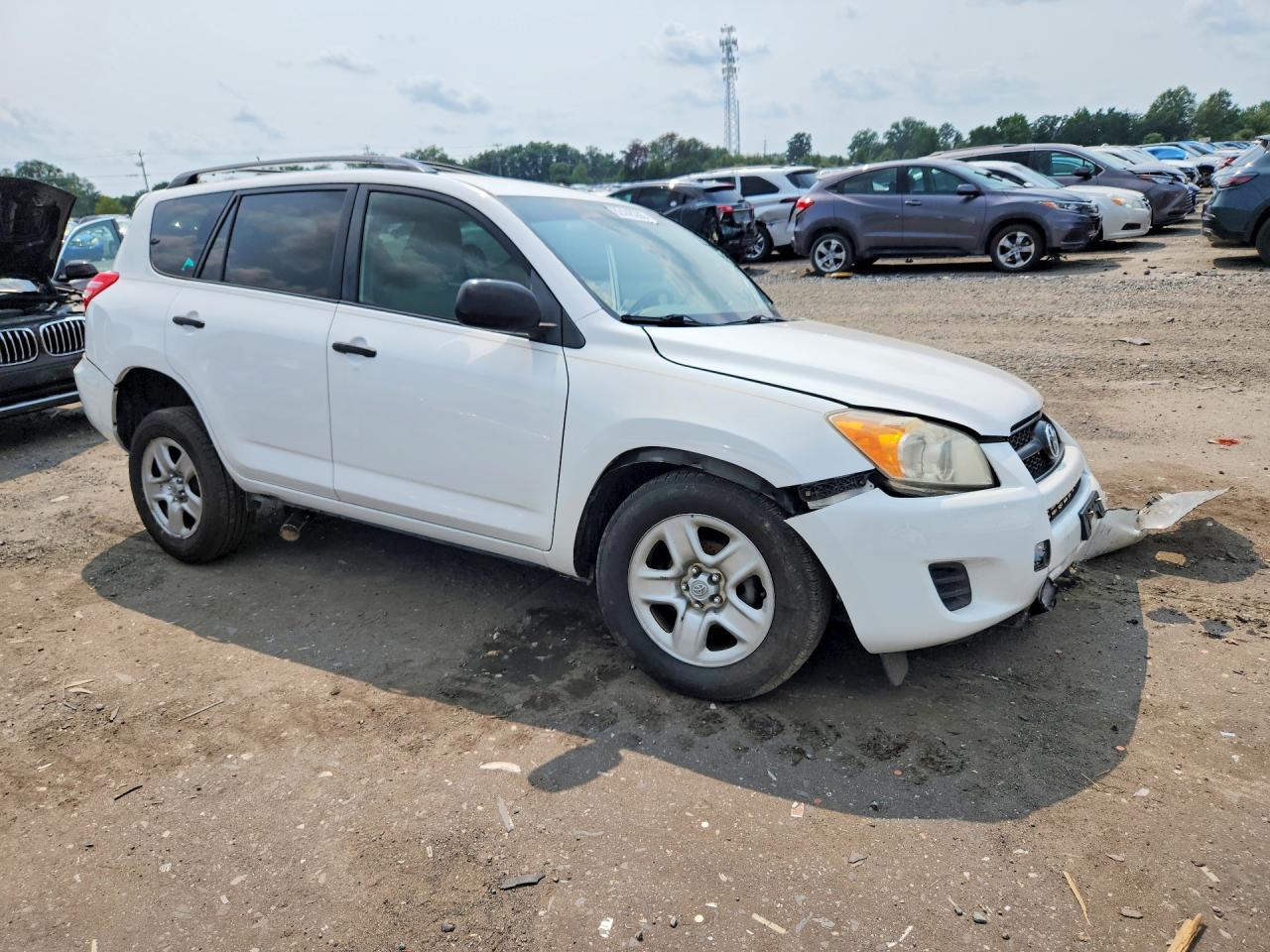 2010 Toyota Rav4 Base White vin: JTMZF4DV9A5025499