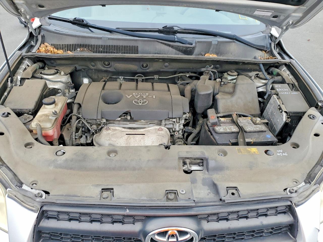 2010 Toyota Rav4 Base Silver vin: JTMZF4DVXA5016682