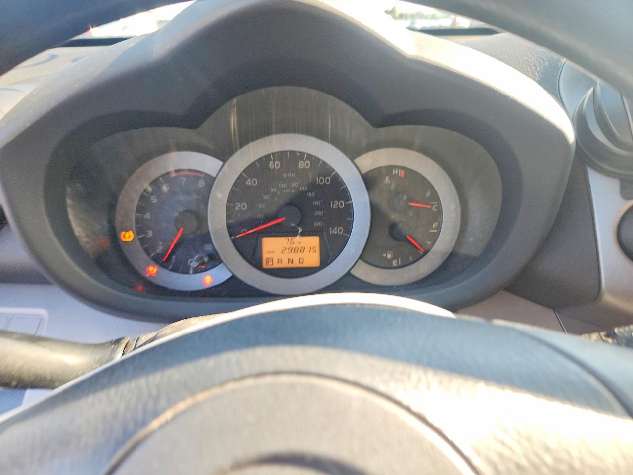 2010 Toyota Rav4 Base Белый vin: JTMZF4DVXAD025436