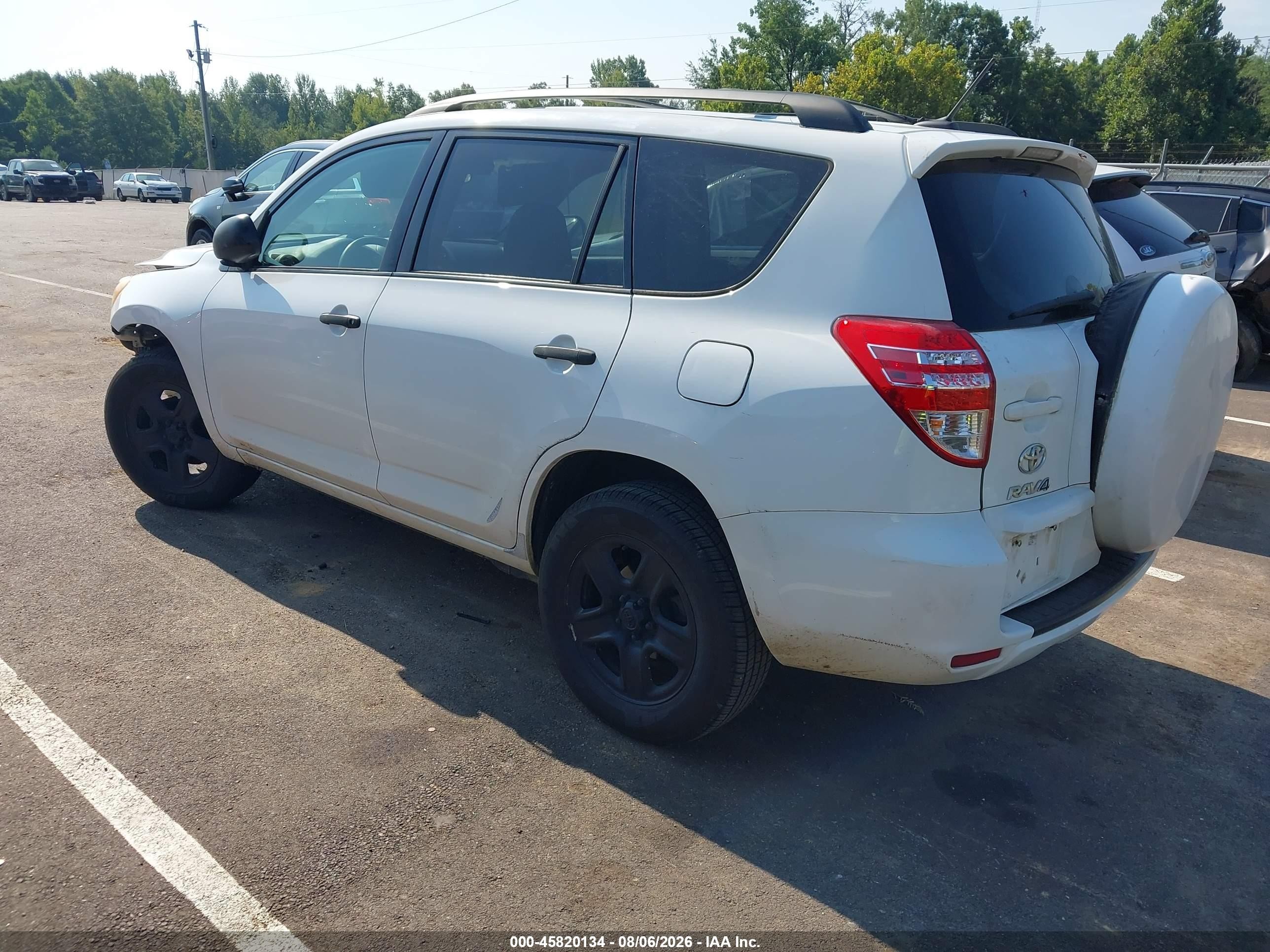 2011 Toyota Rav4   Белый vin: JTMZF4DVXB5035511