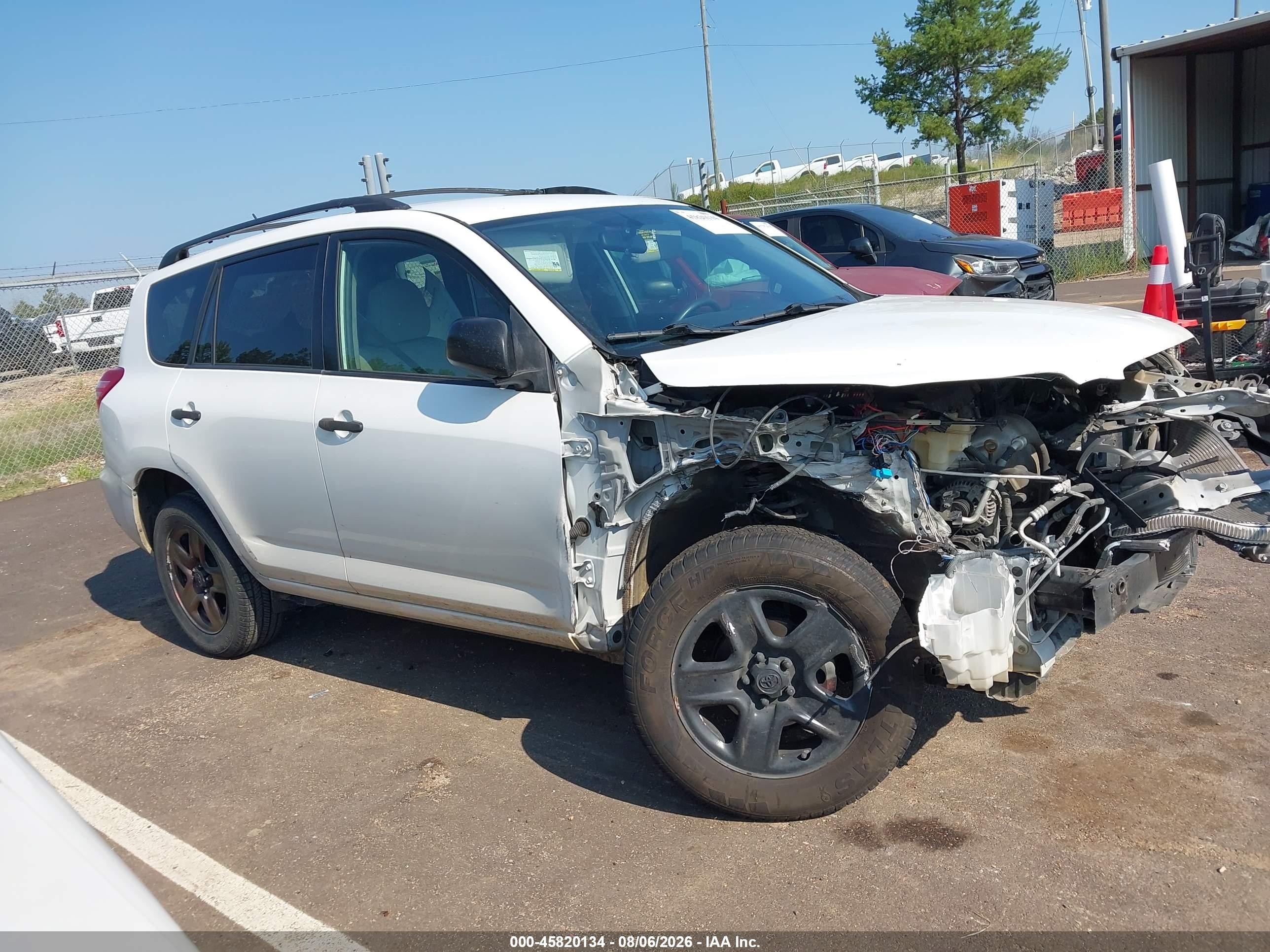 2011 Toyota Rav4   Белый vin: JTMZF4DVXB5035511
