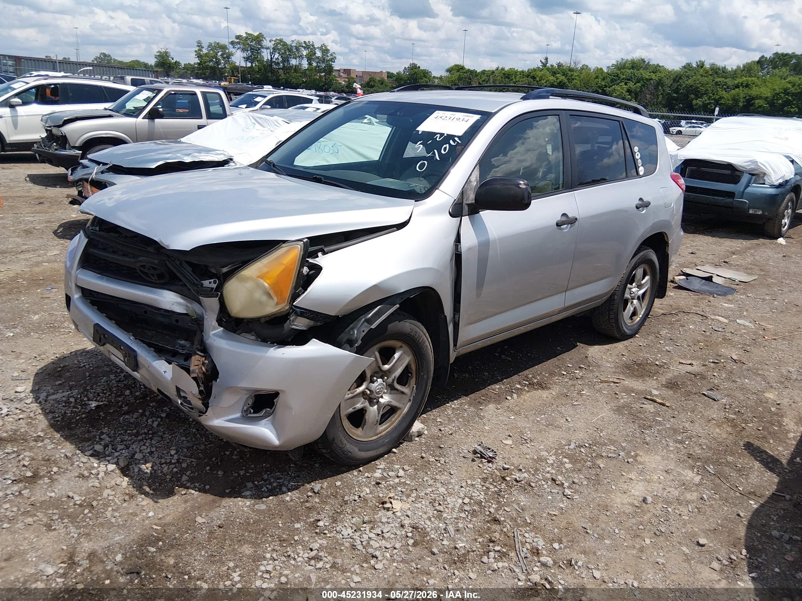 2011 Toyota Rav4 Silver vin: JTMZF4DVXBD030704