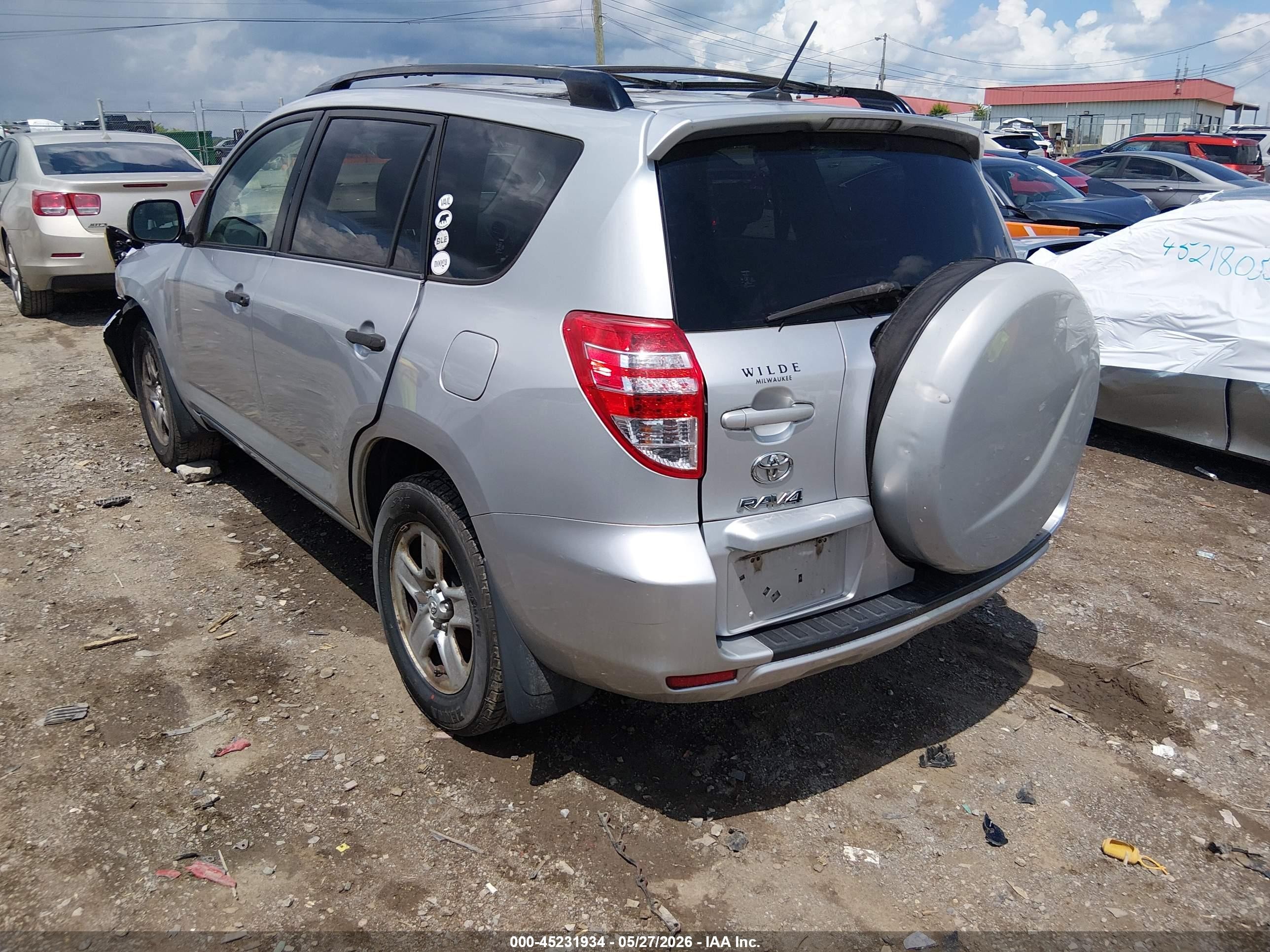 2011 Toyota Rav4 Silver vin: JTMZF4DVXBD030704