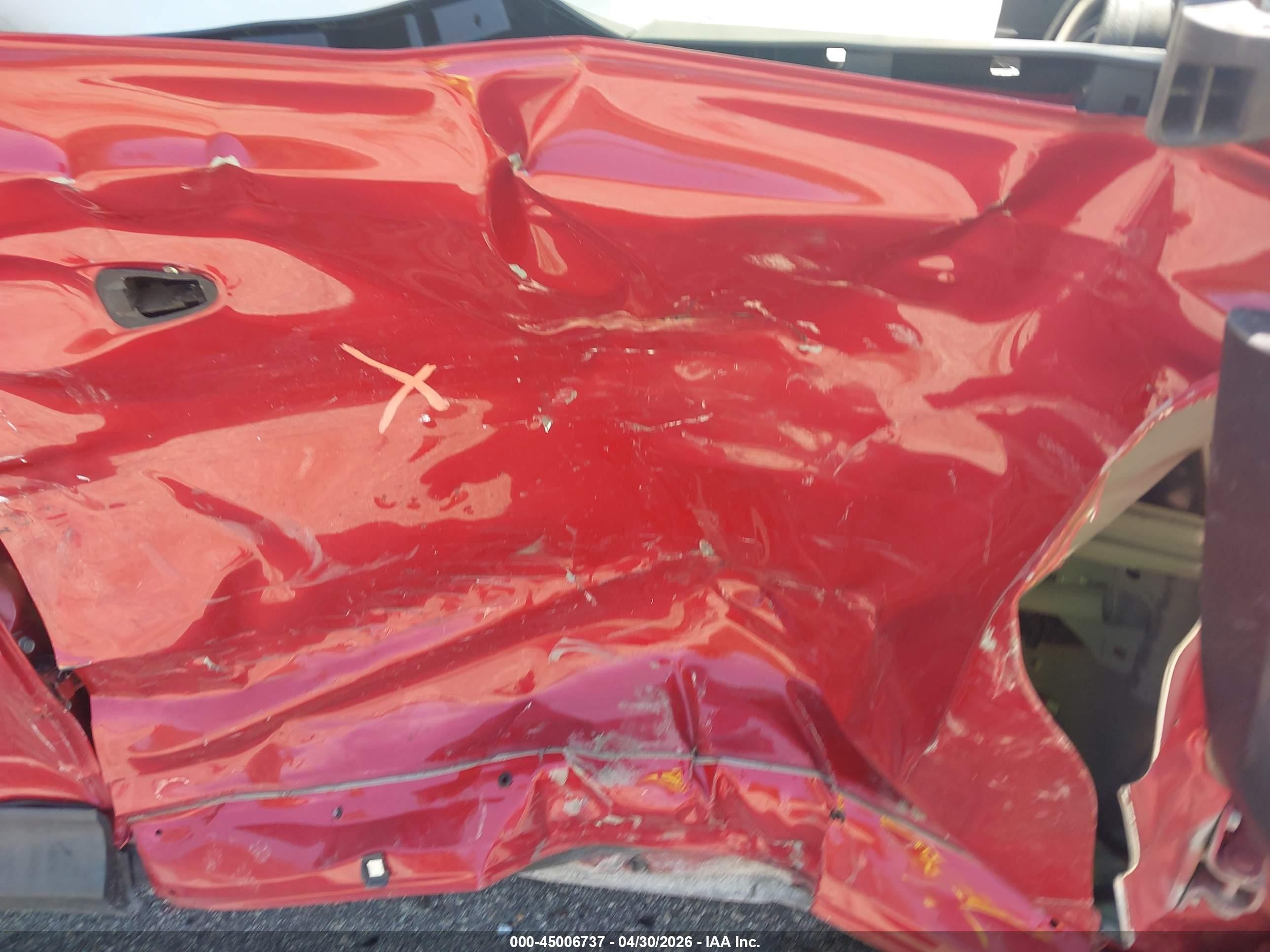 2014 Toyota Rav4 Le Red vin: JTMZFREV0EJ004761