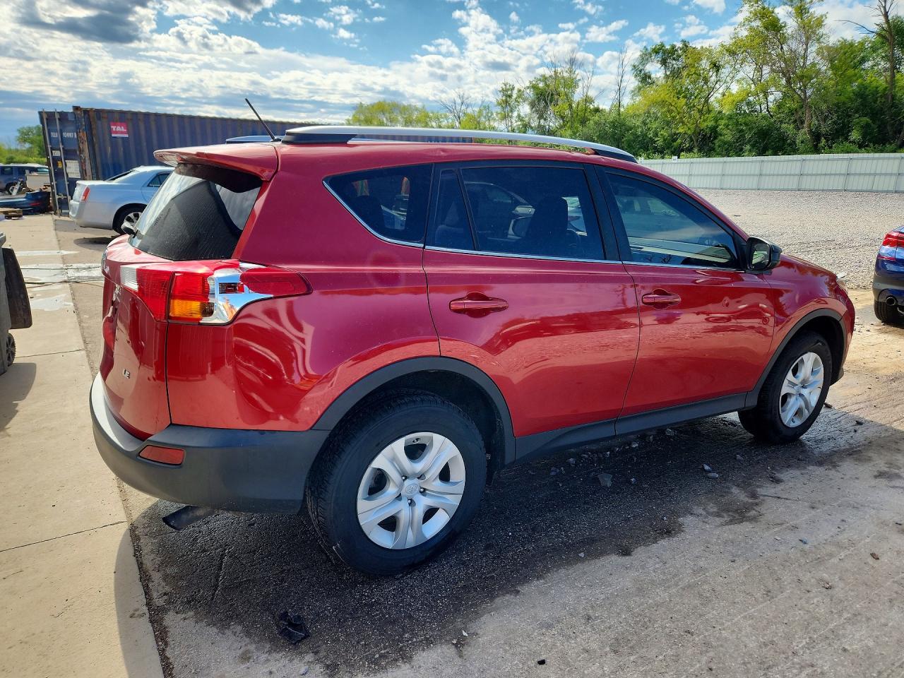 2014 Toyota Rav4 Le Red vin: JTMZFREV0EJ011189