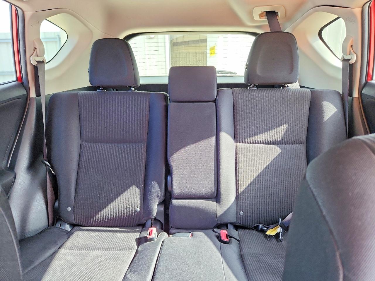 2014 Toyota Rav4 Le Red vin: JTMZFREV0EJ011189