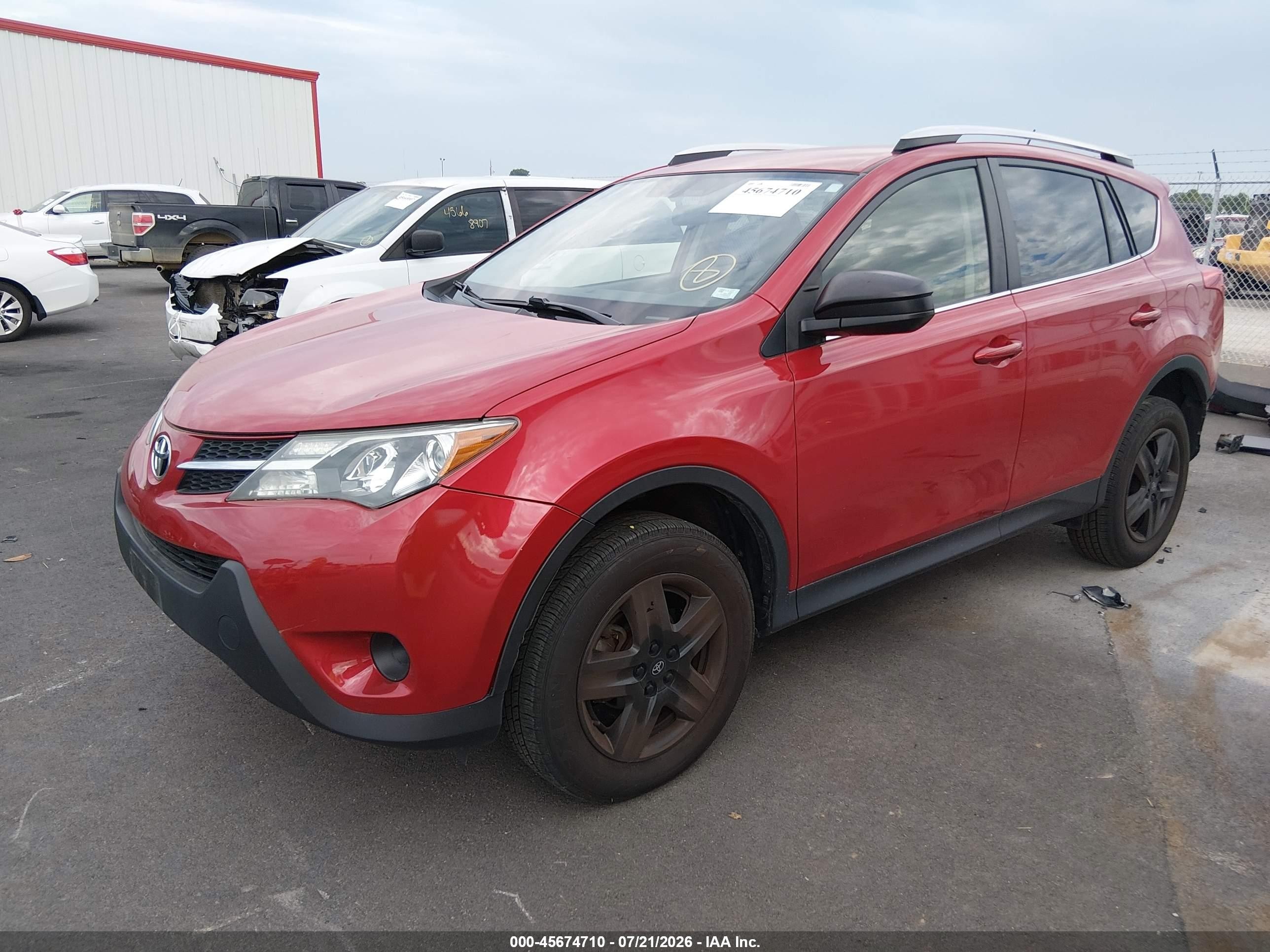 2014 Toyota Rav4 Le Red vin: JTMZFREV0EJ012732